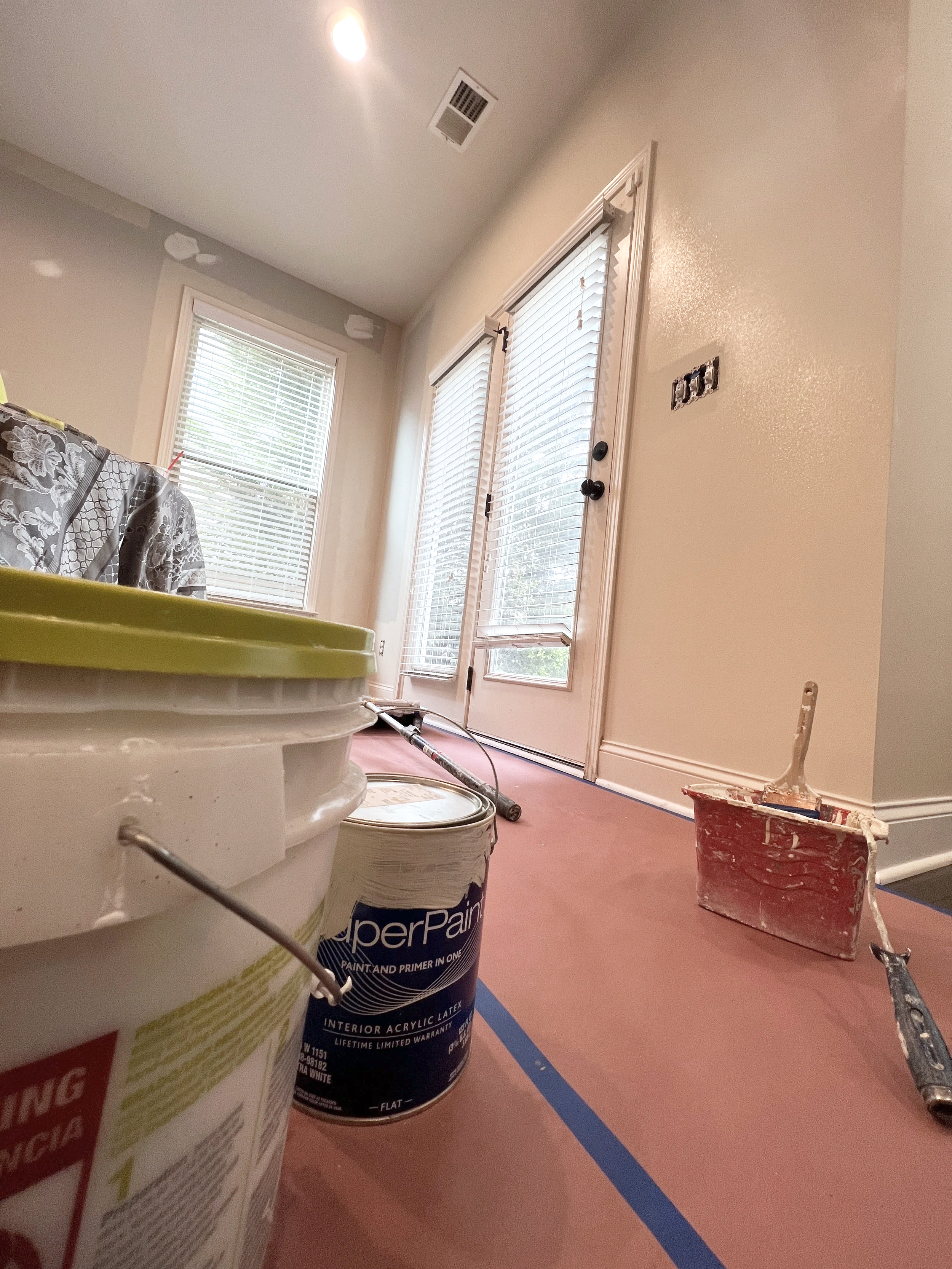 Paint, painting, interior paint, painting services.png