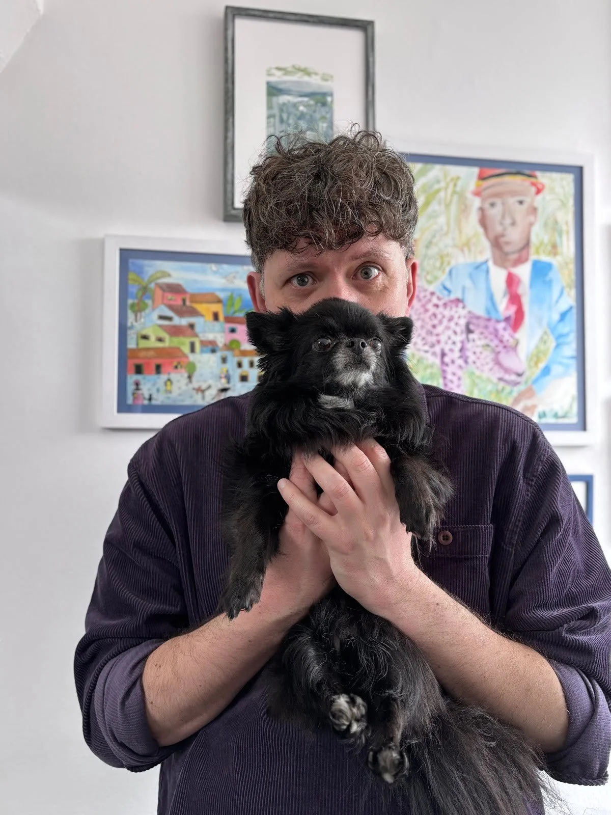 UK pet portrait artist Jonny Atkinson and his chihuahua Badger
