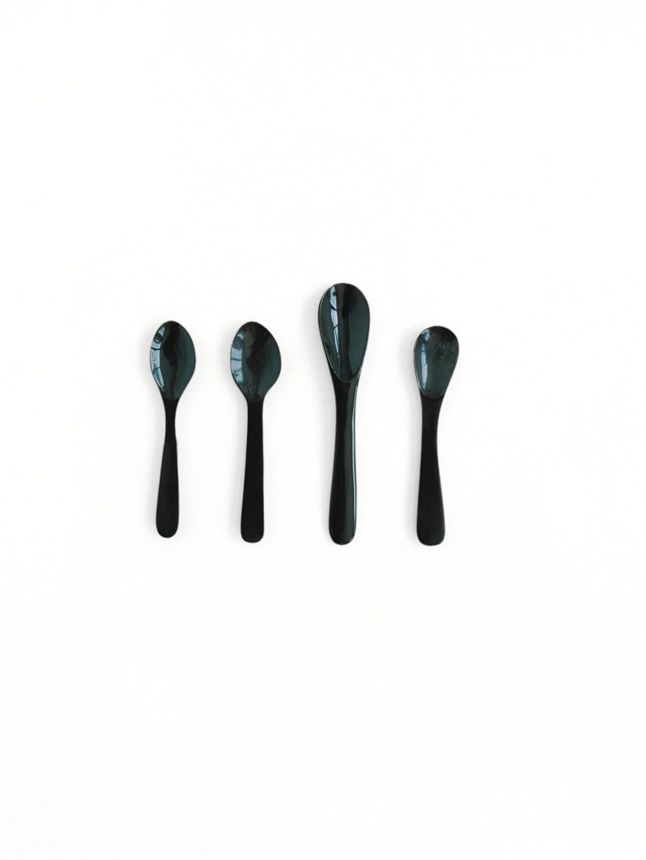 Object 14a — Carved Spoon Set