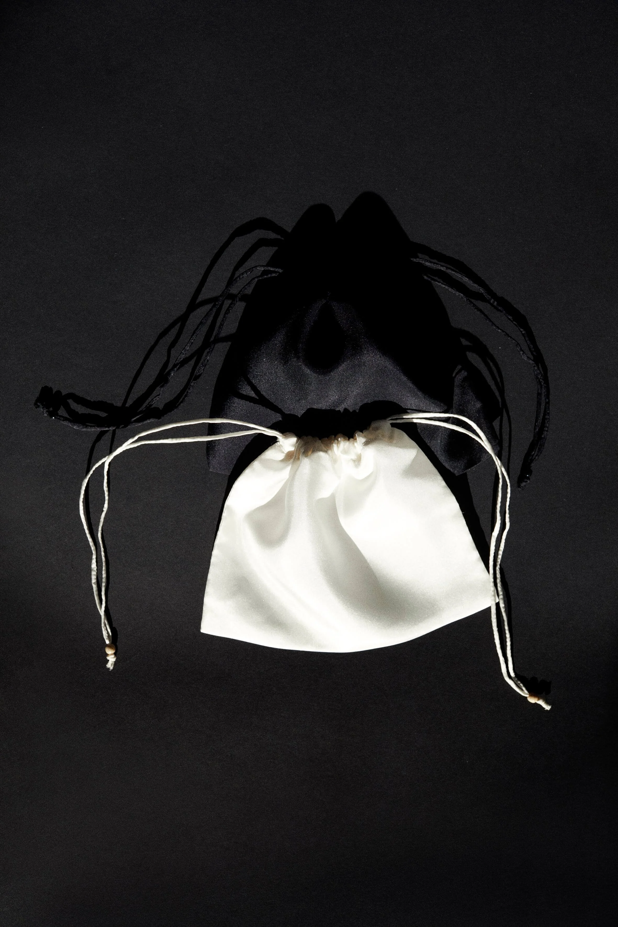 object-21-pearl-hairpin-3.jpg