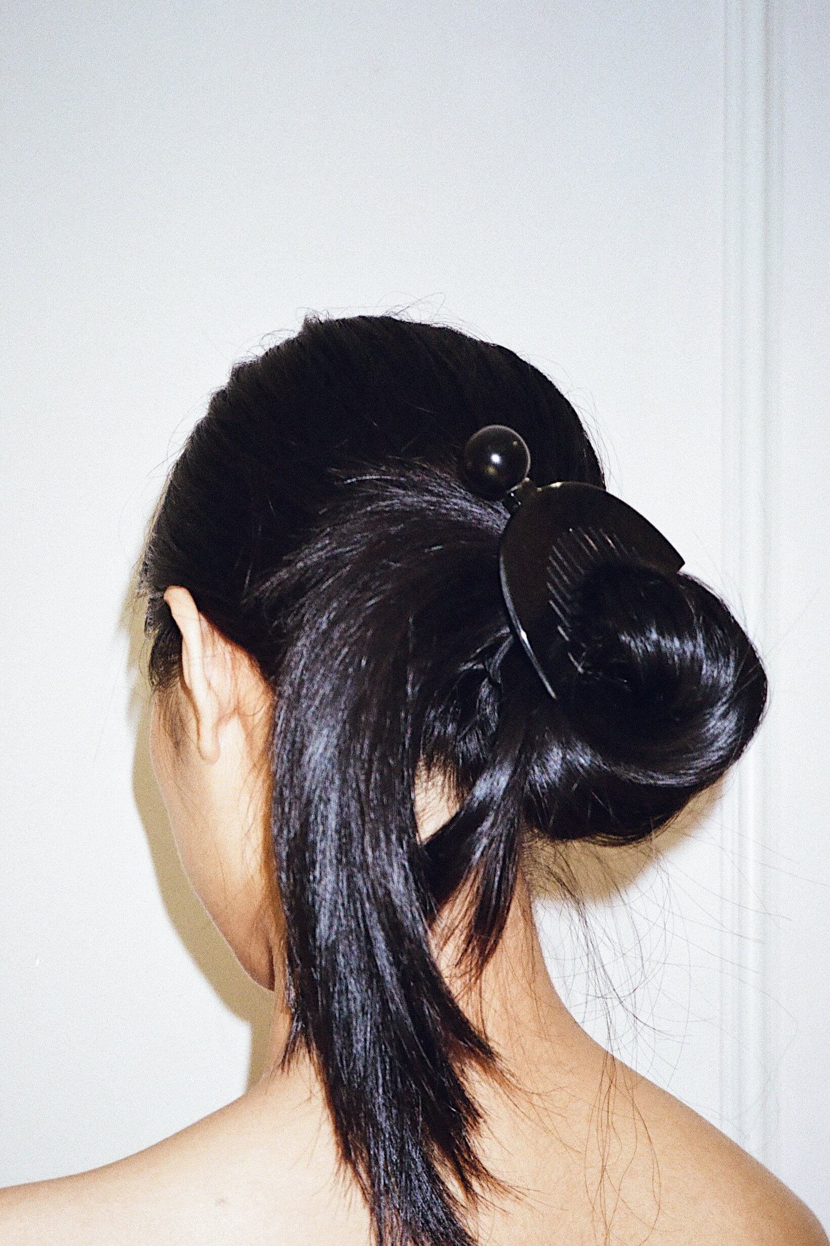 object-04-haircomb-2.jpeg