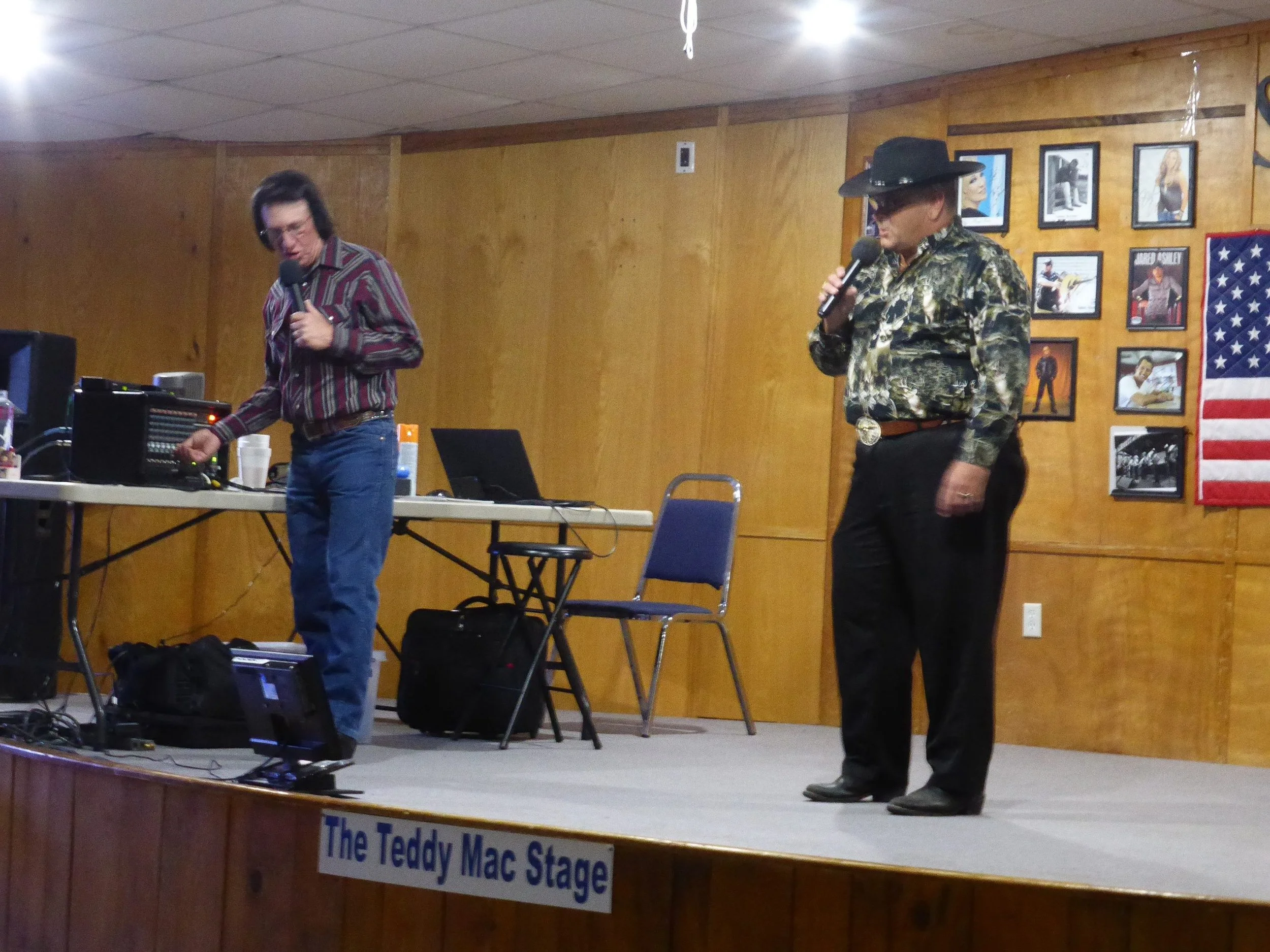 Elvis has left the building....  Aluchua to Live Oak