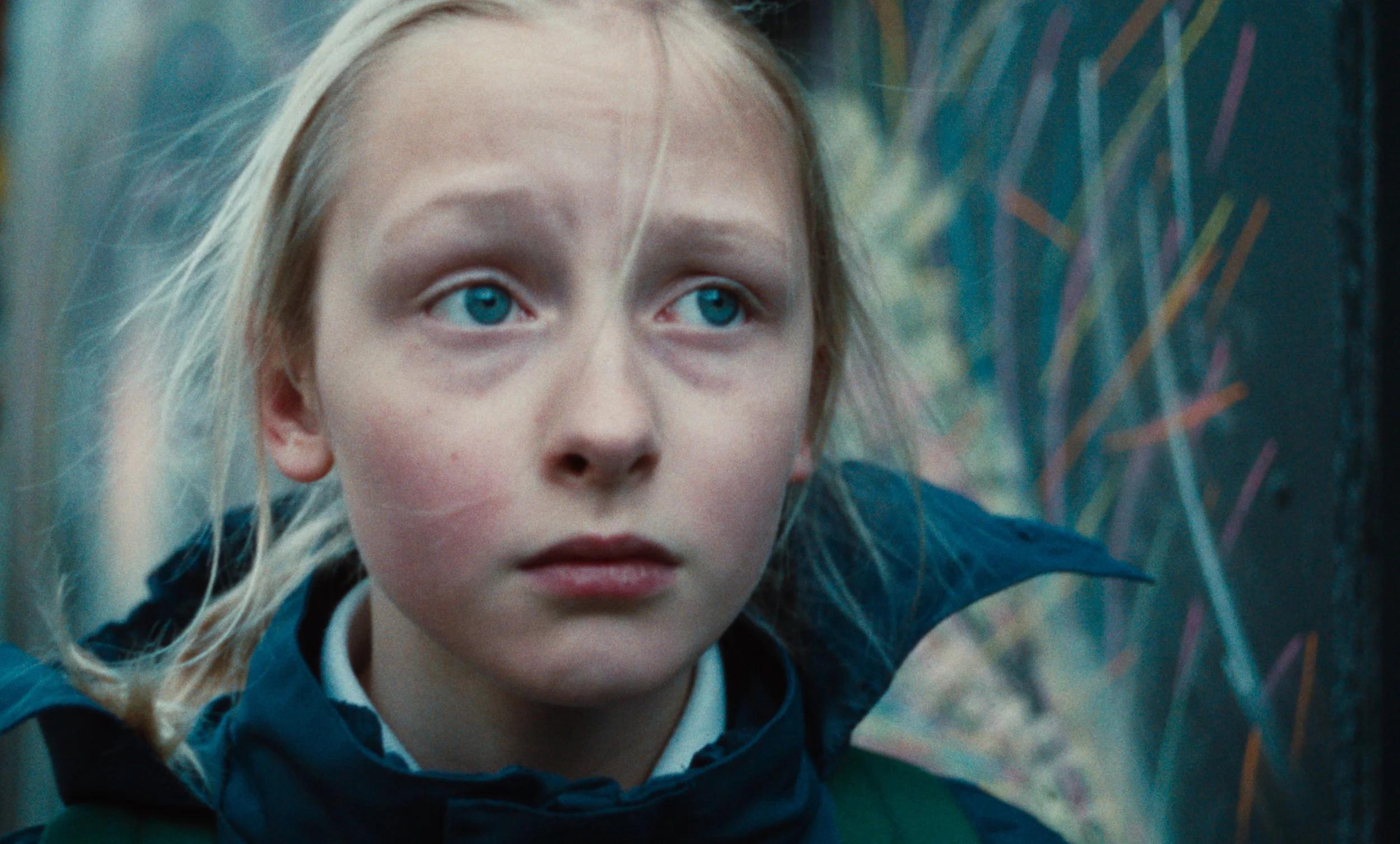 Beatrice Flaherty as Thea