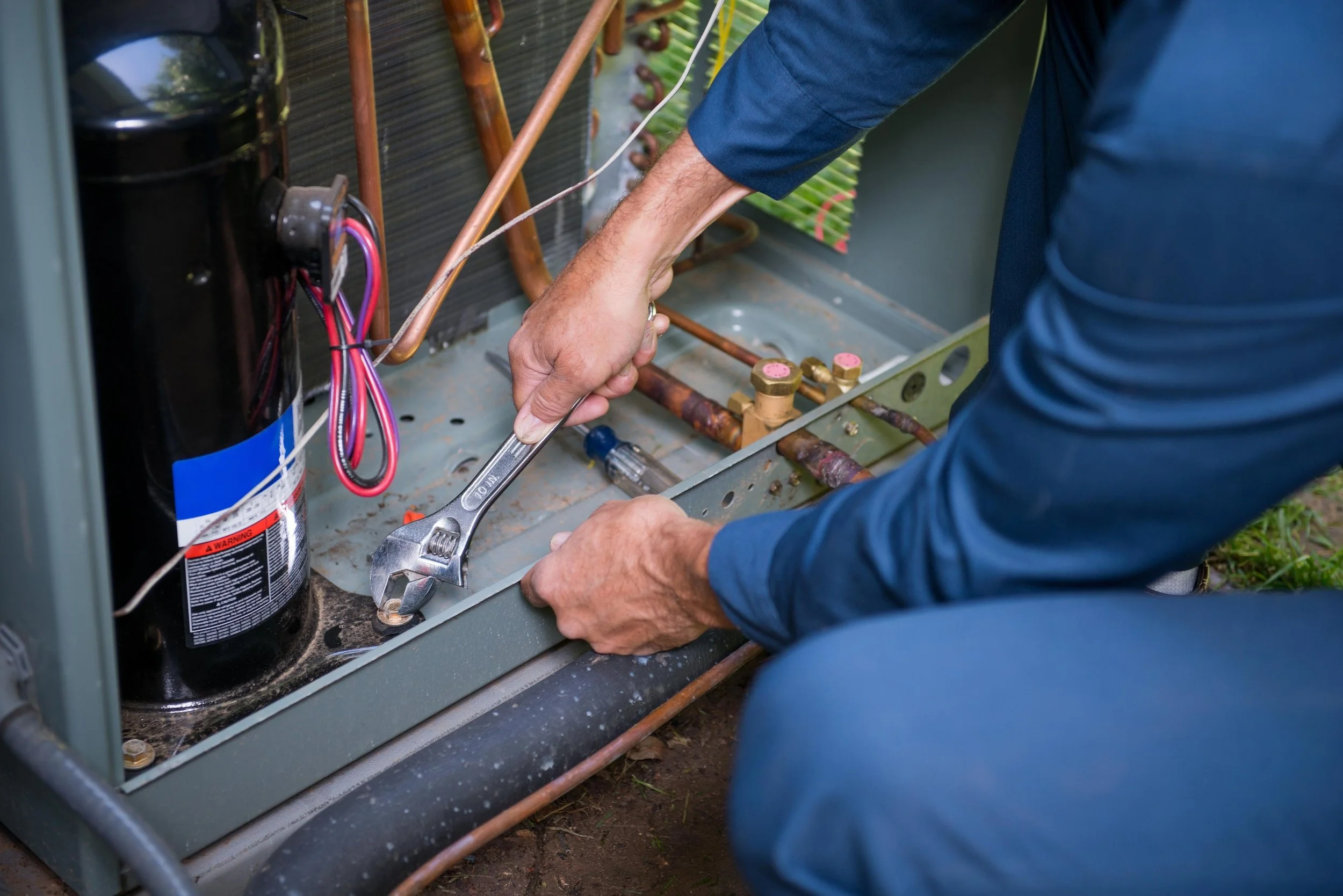 Air conditioning maintenance HVAC repairs