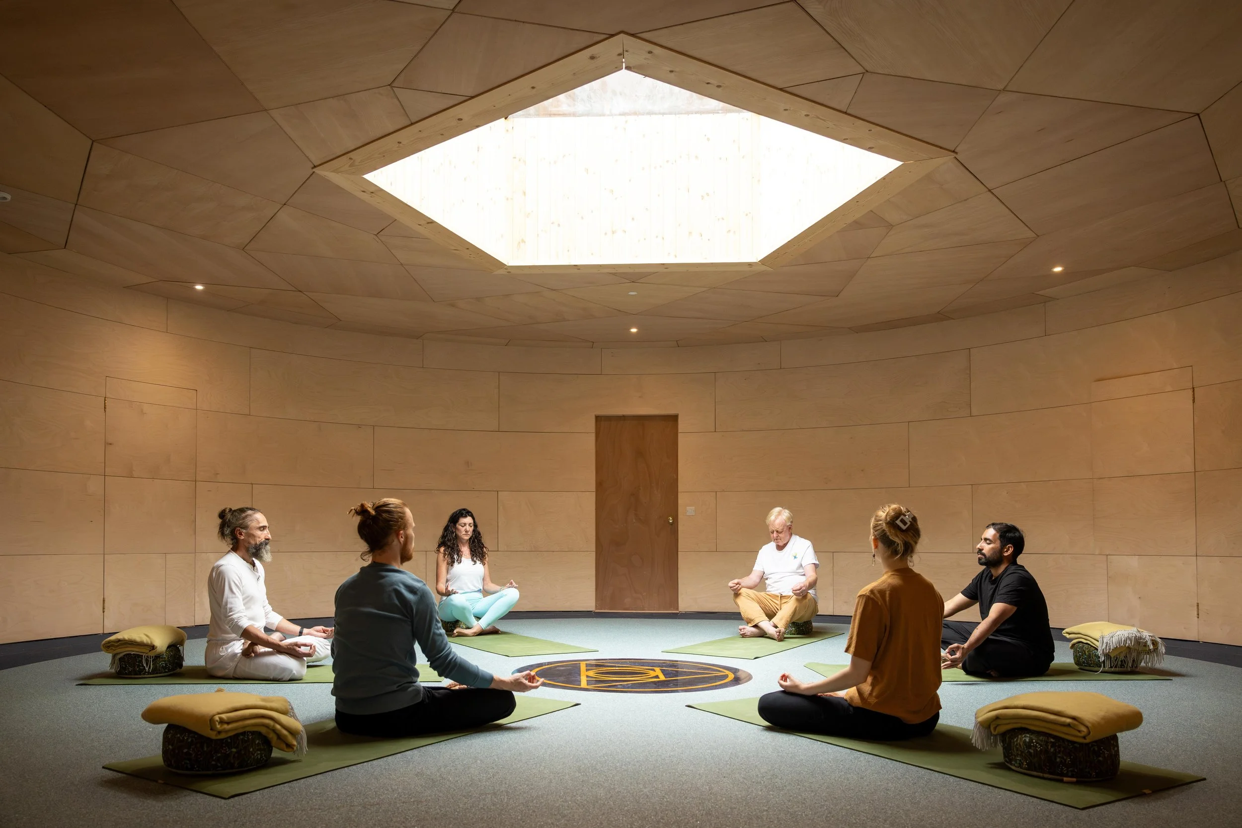 Arunachala is a rejuvenation and wellness centre harmoniously nestled in an Irish forest landscape. Holistic health and wellness, yoga and meditation retreats in Co. Louth, Ireland. 