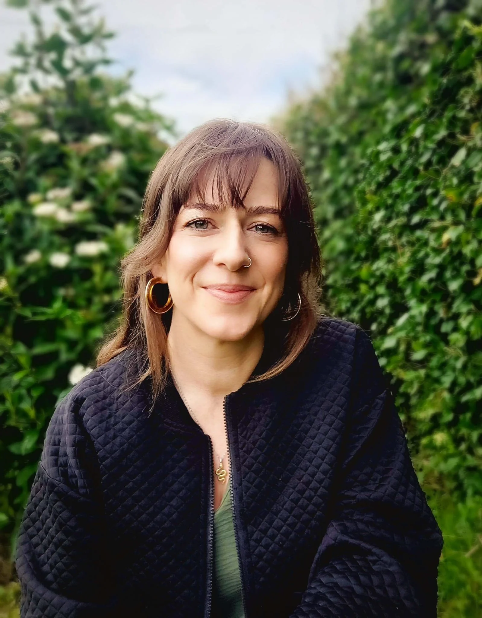 Aisling Conroy is the Gardiner and Holistic Practitioner at Arunachala.  Rooted in her native County Laois, within the magical Slieve Bloom Mountains, her approach reflects an alignment with the principles of Ayurveda.
