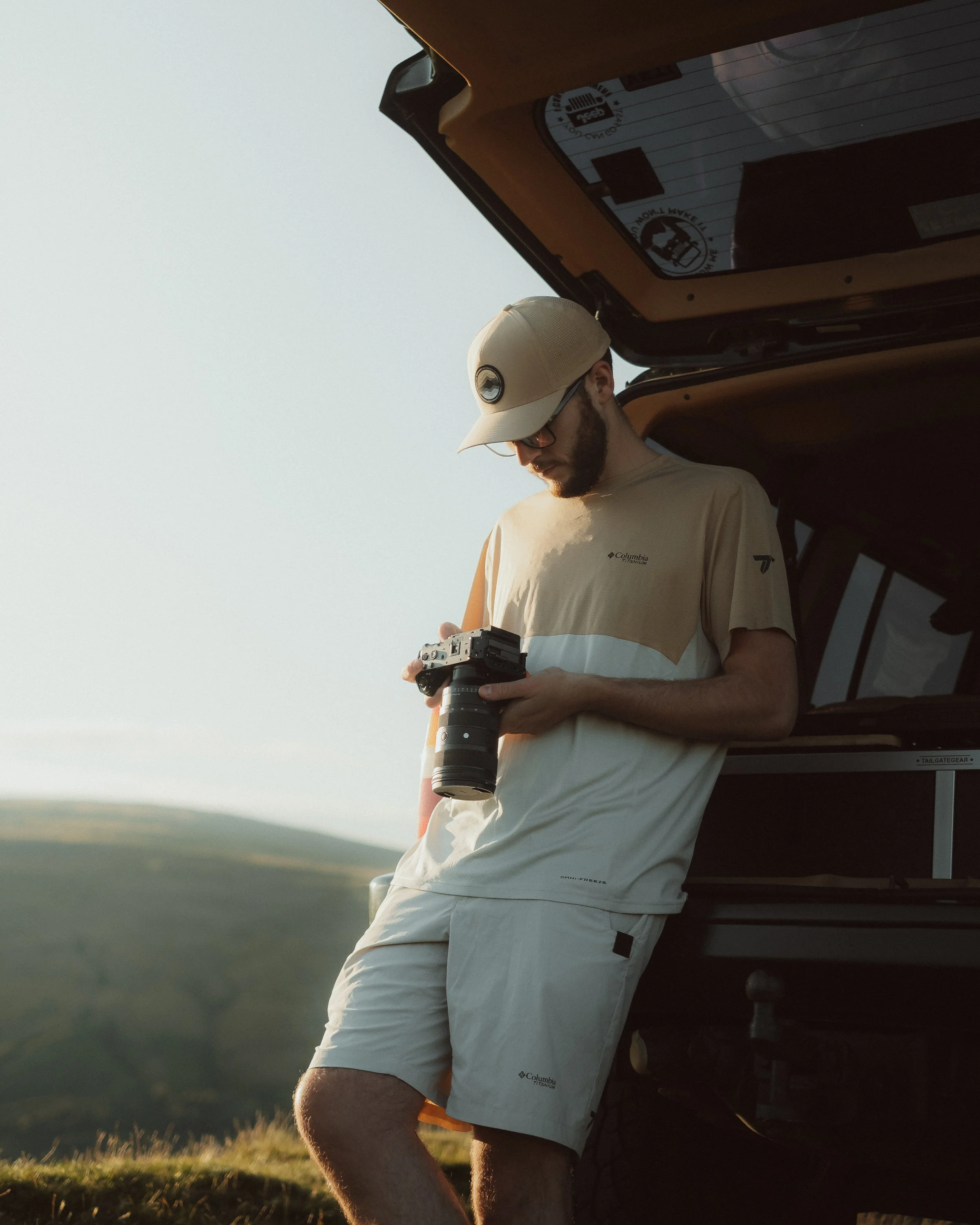 Lightroom Columbia HIKECOOL 2-17.jpg