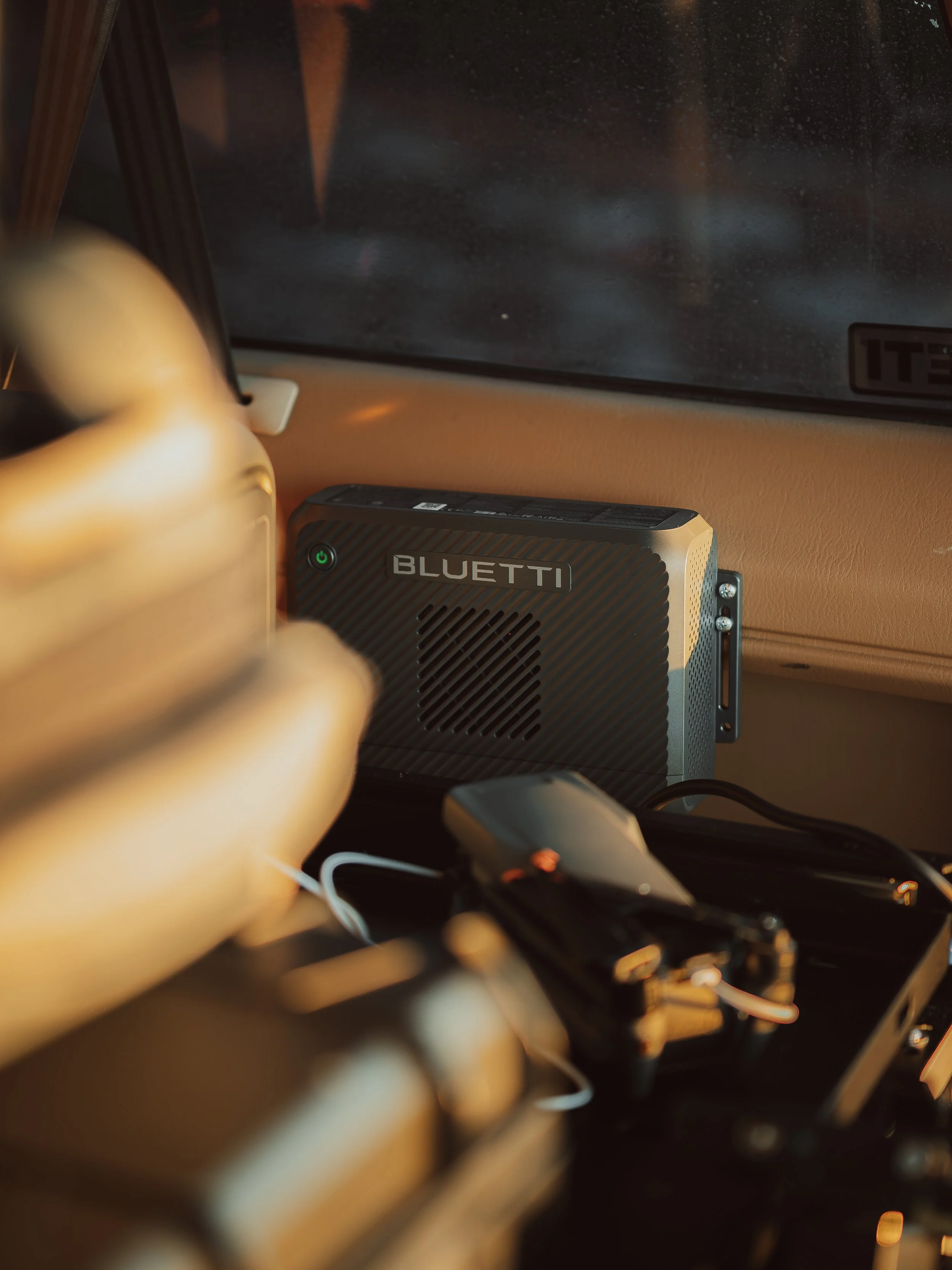 Lighroom Bluetti Charger2 x Elite 100 V2-11.jpg