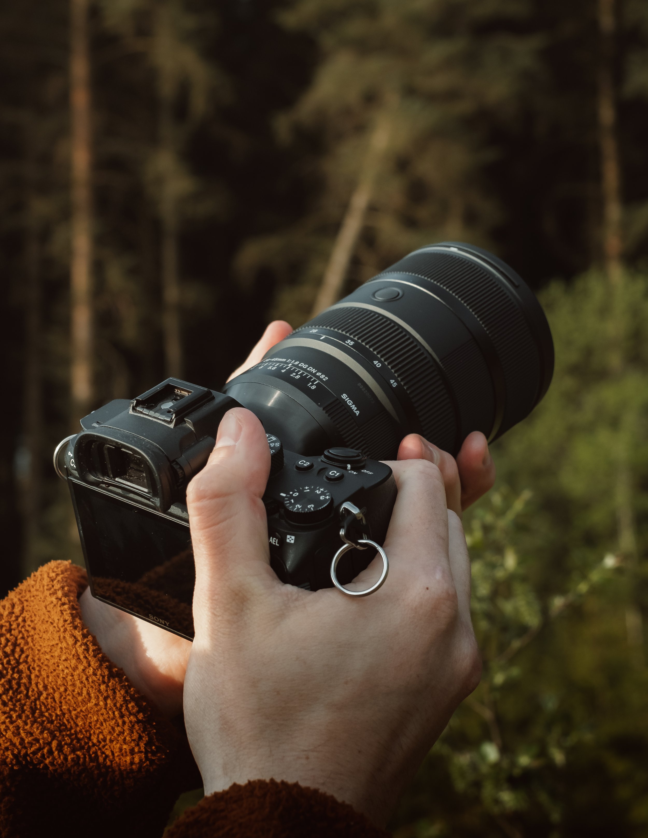Lightroom Sigma 28-45mm F1.8 Product Images-16.jpg