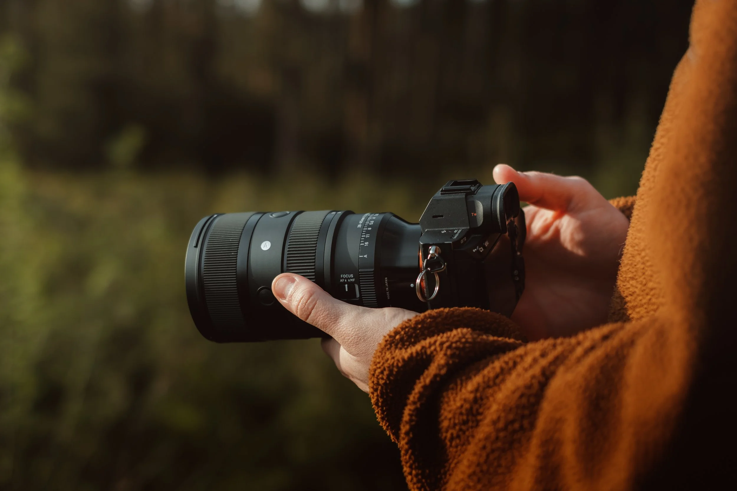 Lightroom Sigma 28-45mm F1.8 Product Images-8.jpg