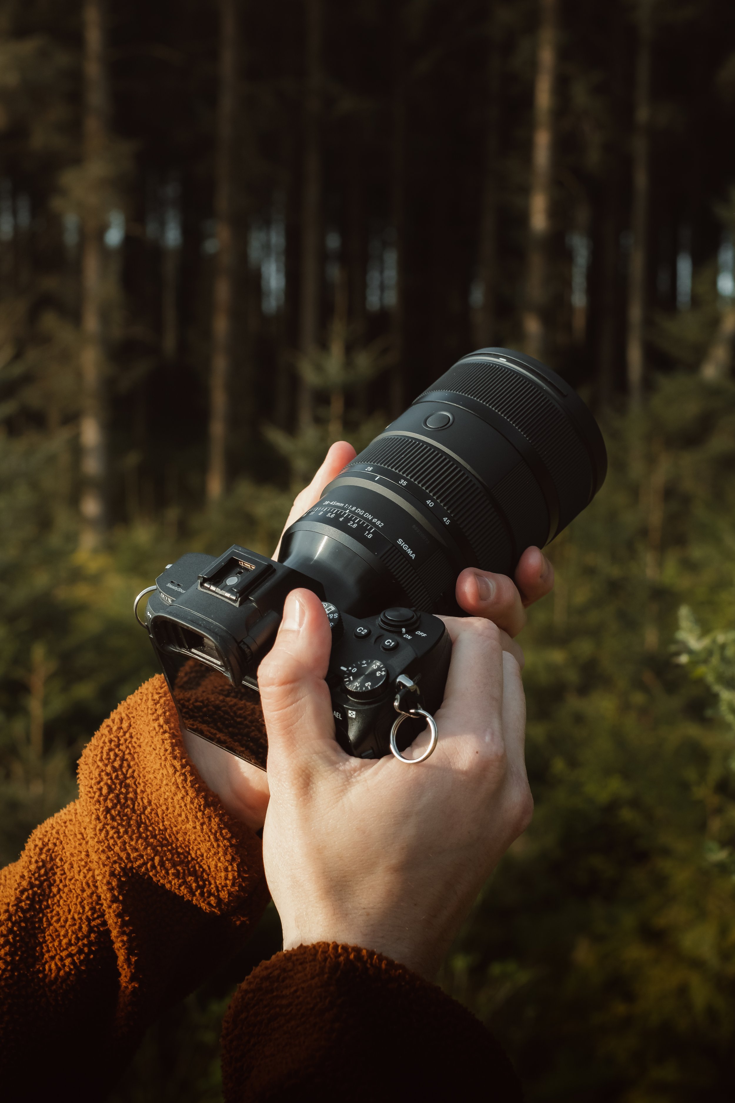 Lightroom Sigma 28-45mm F1.8 Product Images-15.jpg
