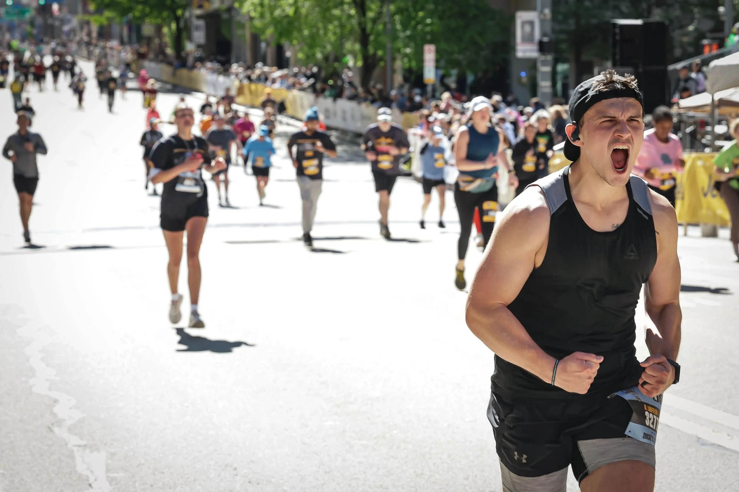 That 25.5 mile feeling&hellip; 🤯

2026 Pittsburgh Marathon was a MOVIE. This was my strongest prep I&rsquo;ve ever pieced together. Could not be more thankful for The Lord, my wife, family + @nickbarefitness and @nathannfrench of course! 😜

ALSO, s