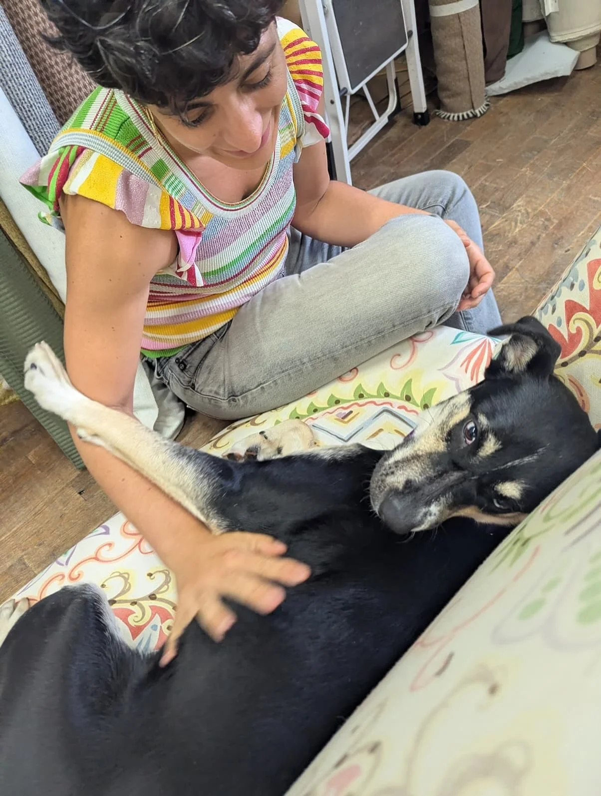 Big news in the shop - Luna the shop dog is here!!! If you see me on the street and I'm grinning ear to ear, now you know why. Finally, I have a baby girl! 😍😍😍

#reupholstery #madeinnyc #shopdogluna