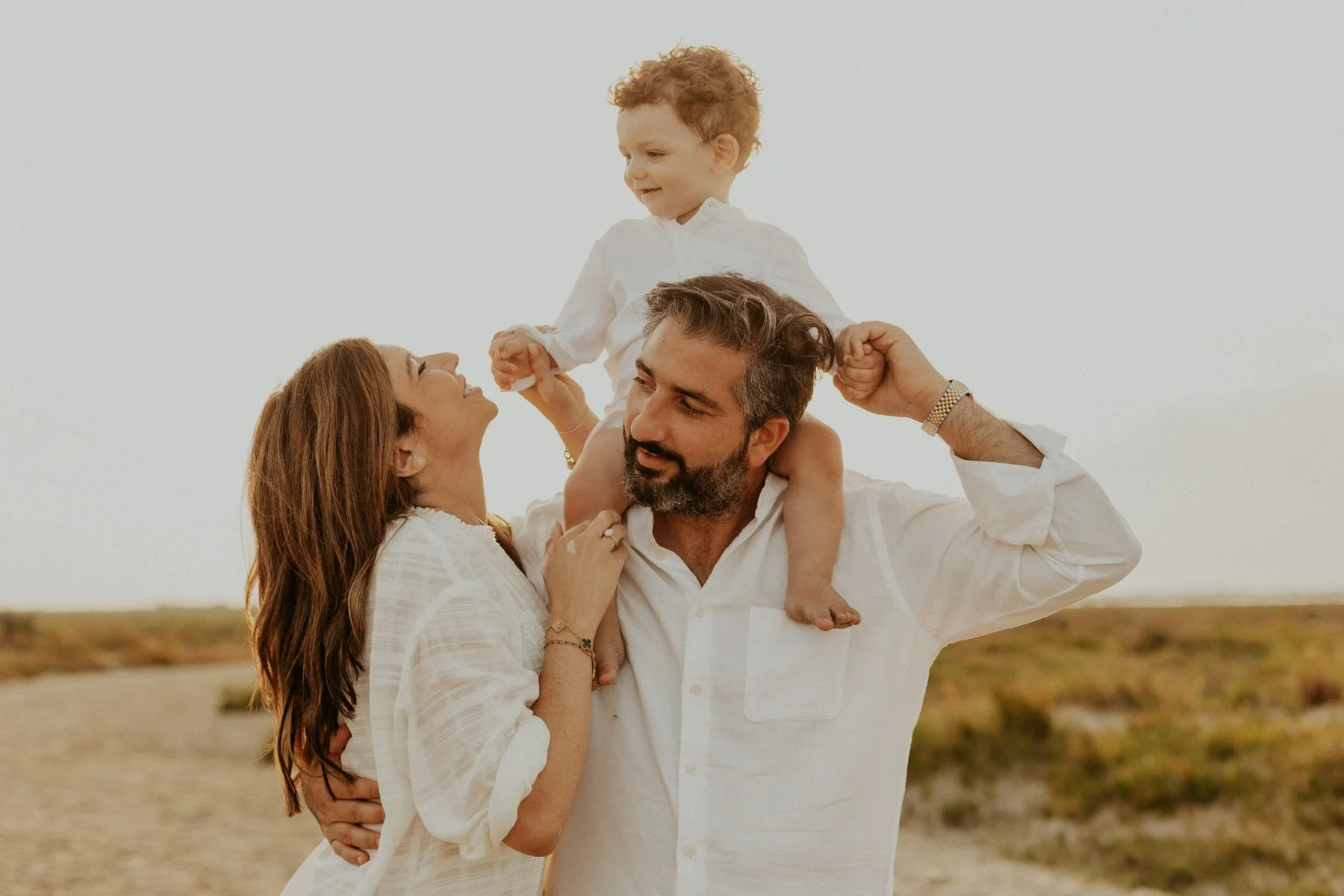 seance-photo-famille-plage-camargue-3.jpg