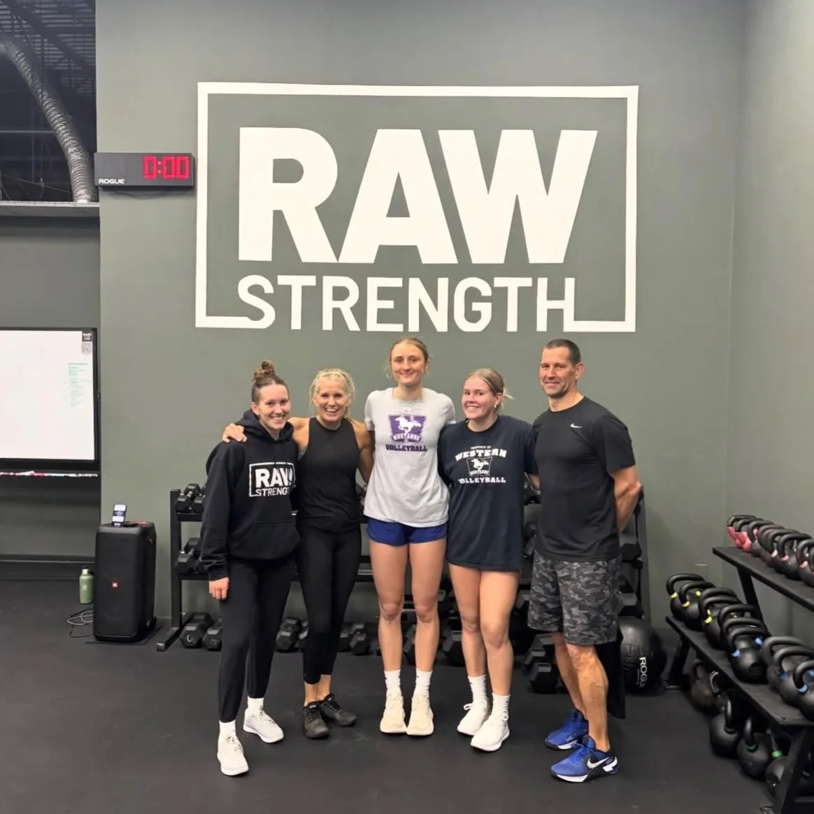 thankful is an understatement⠀
⠀
Happy Thanksgiving 🦃🫶🏻⠀
⠀
#ellavatefitness #personaltraining #kinesiology #mpt #physiotherapystudent