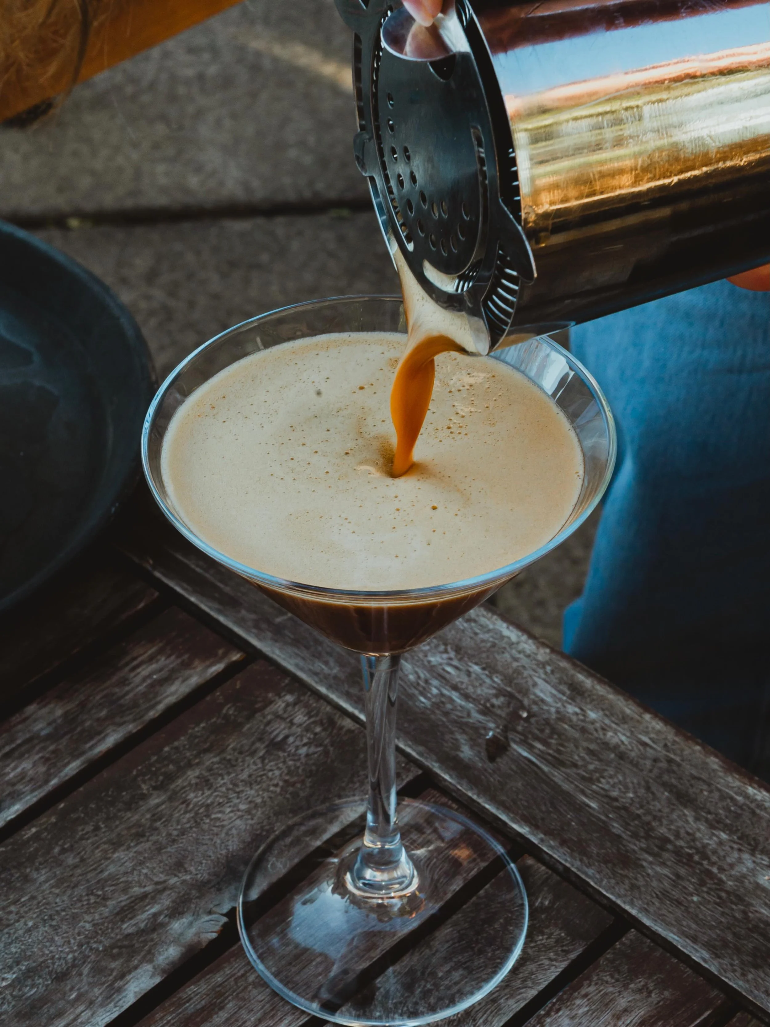 This weather is the perfect excuse to break up the week with a midweek cocktail (or two 😉). Join us for an Espresso Martini and make the most of these sunny evenings ✨

#MidweekTreat #EspressoMartini #CocktailTime #BankHolidayWeather