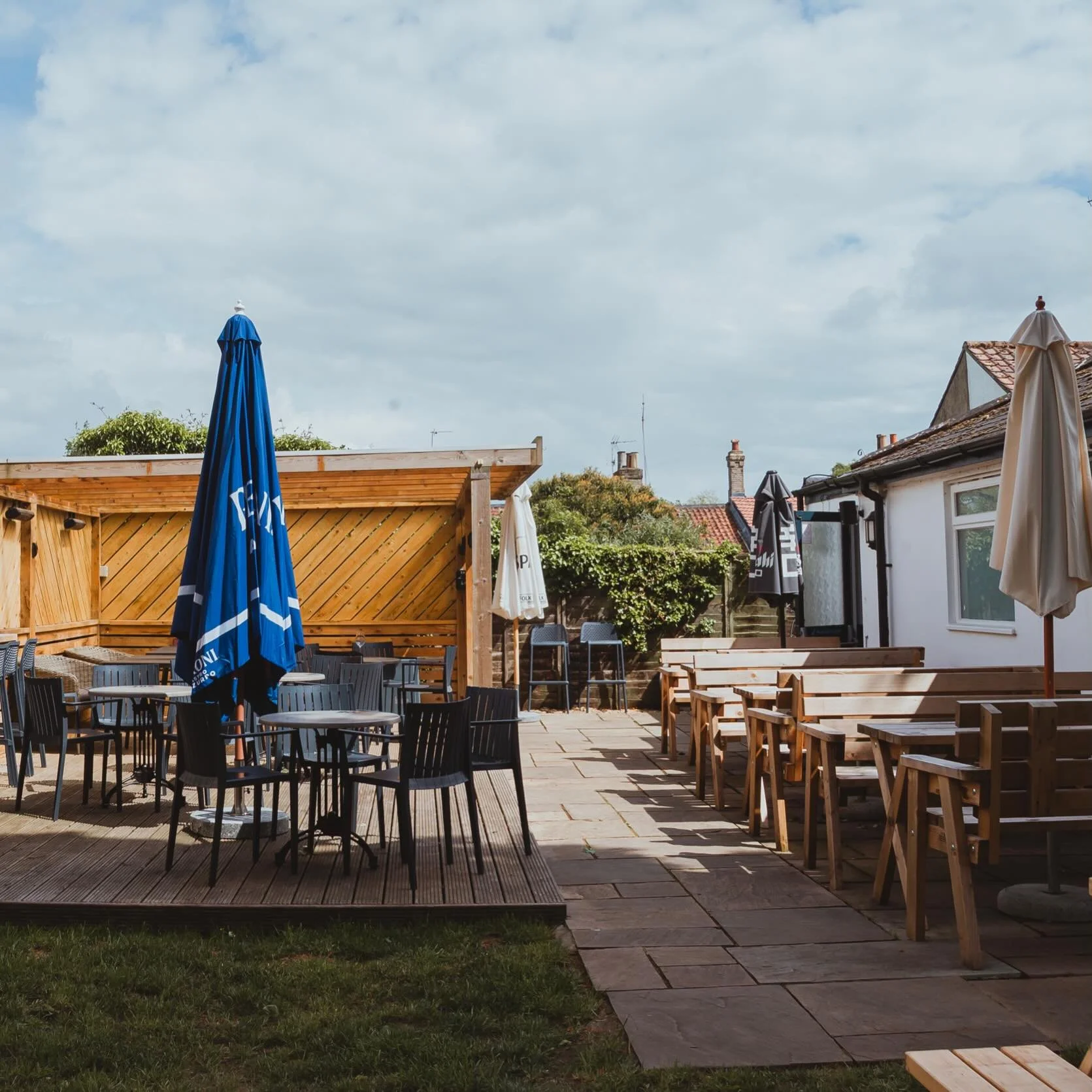 Friday plans? Sorted 🍻
Join us in the garden for drinks, great food and the perfect start to the weekend ☀️
