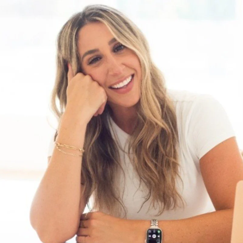 Robyn Nyssim, social media marketer and educator, formerly worked with Anastasia Beverly Hills and Alo Yoga