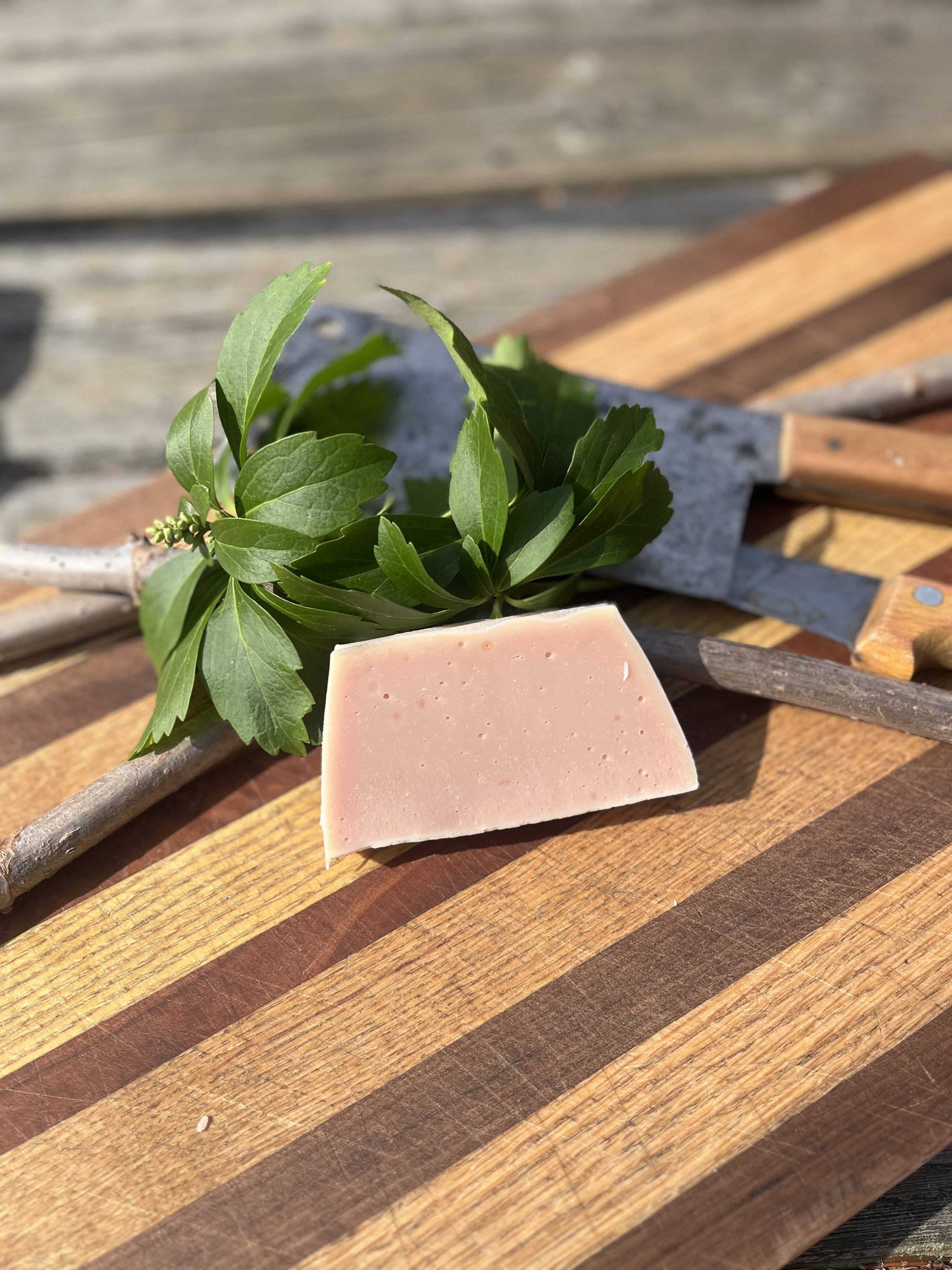 Elderberry, Castor Oil & Lard Bar