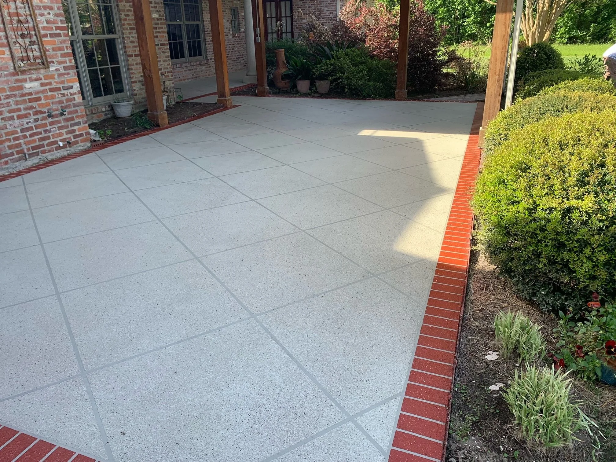Spray texture patio concrete coating. 