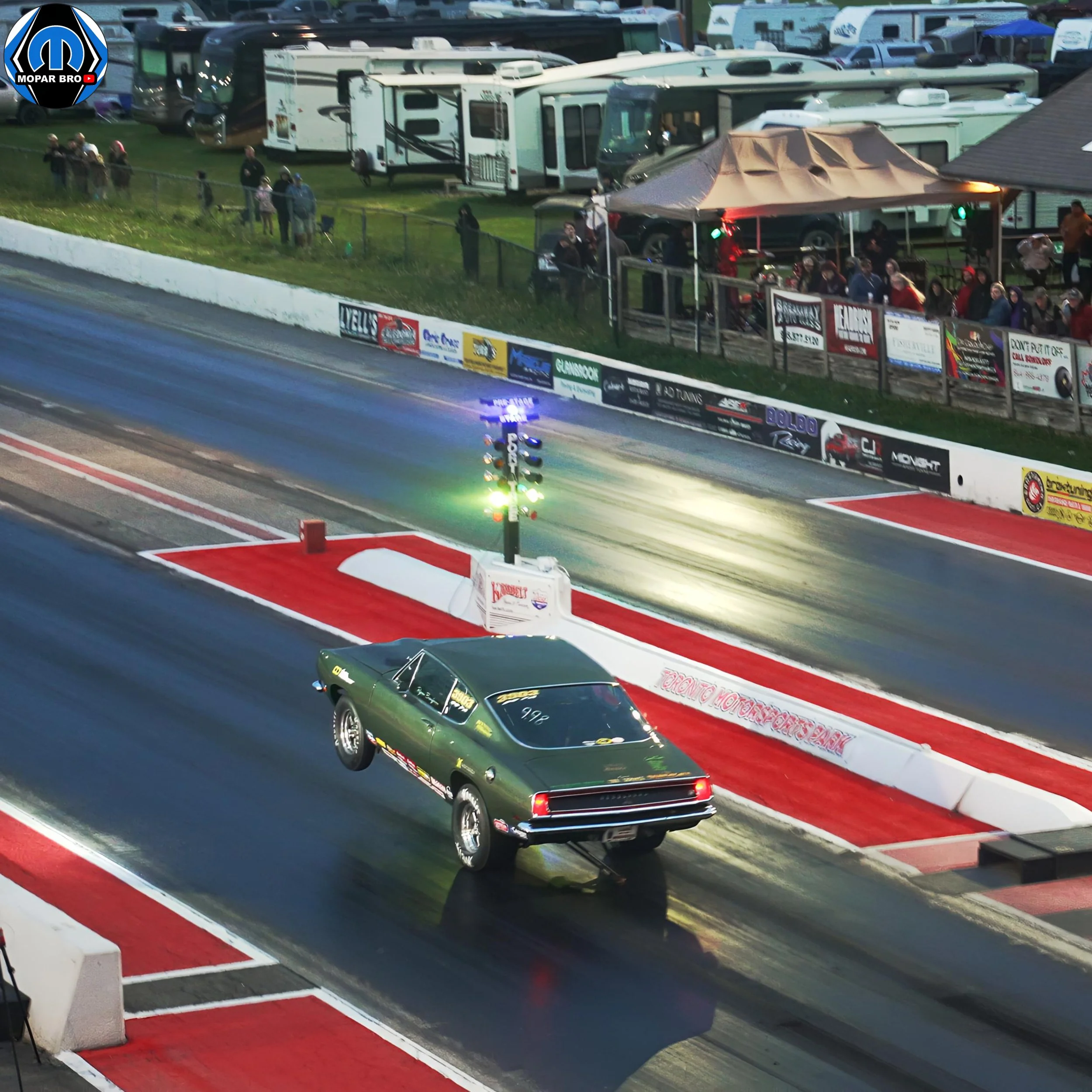 Plymouth Barracudas Unleashed — Hard Launches, Wheelstands & Side-by-Side Drag Action! 🏁🔥