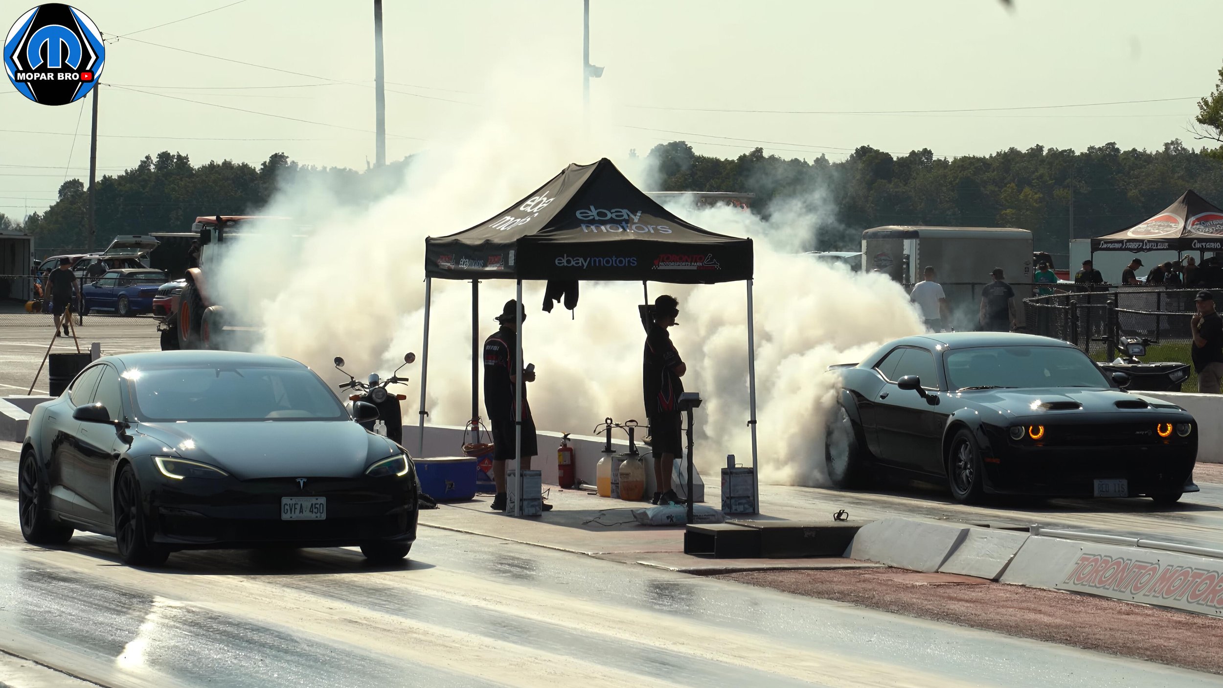 Tesla vs Hellcat Drag Races – Who Wins? All Runs from the Track