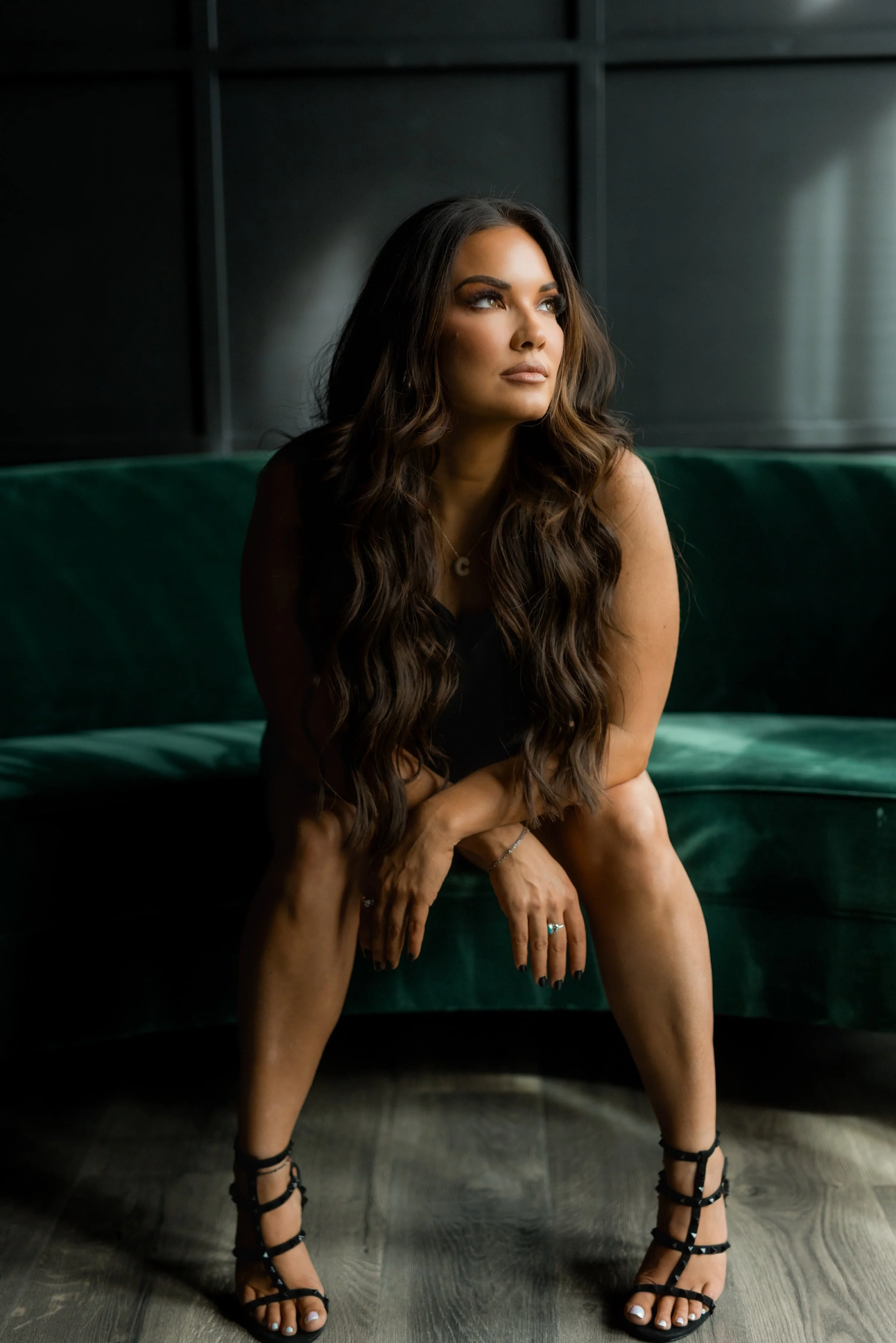 Chelsea, licensed esthetician and founder of Innerbloom Wax Co. in Kaufman, TX