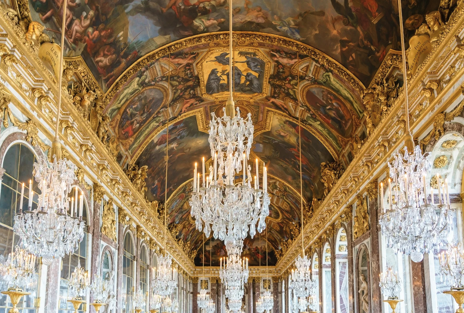 Visite guidée au Château de Versailles pour les séniors, ARTORA