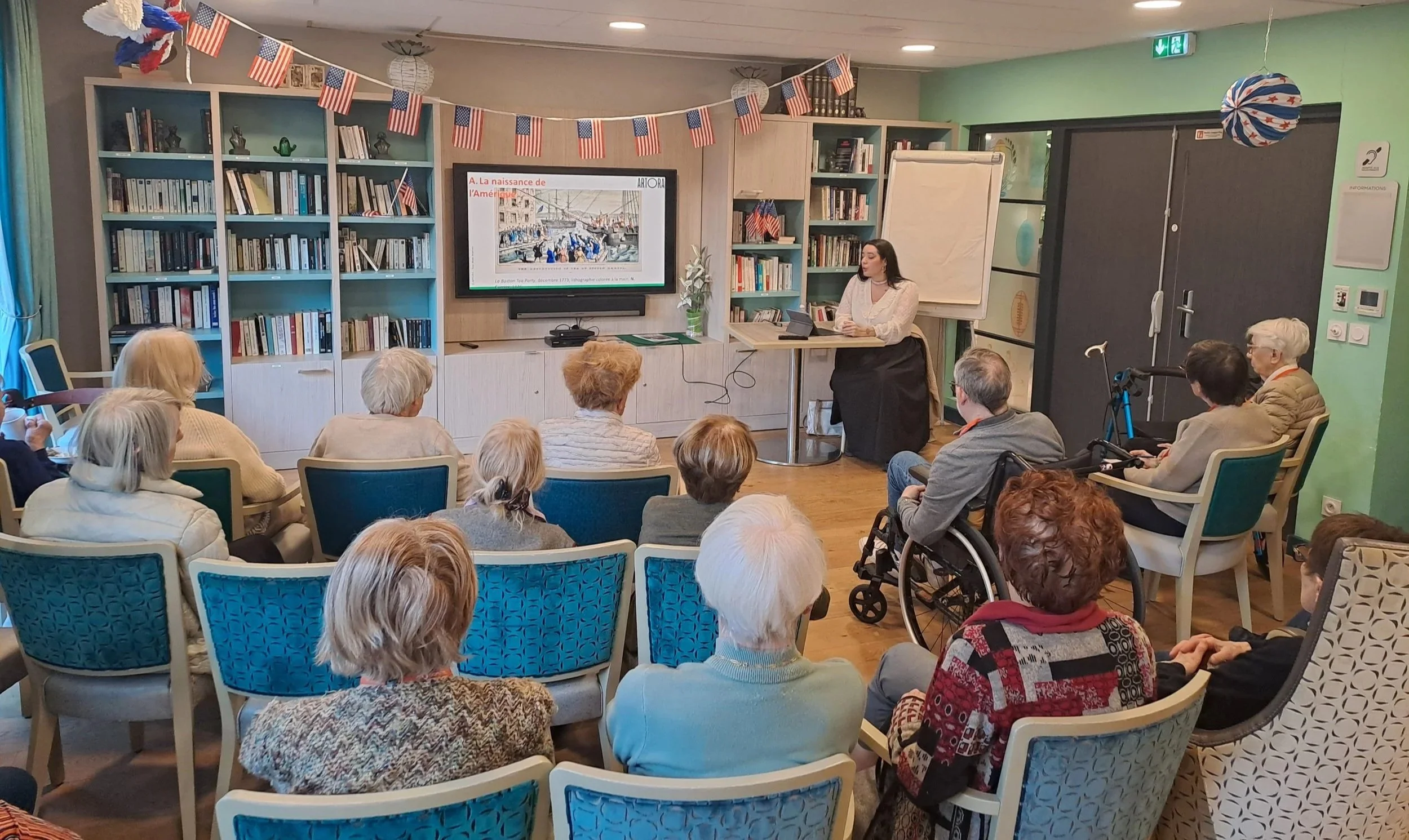 Conférence culturelle donnée dans un club senior