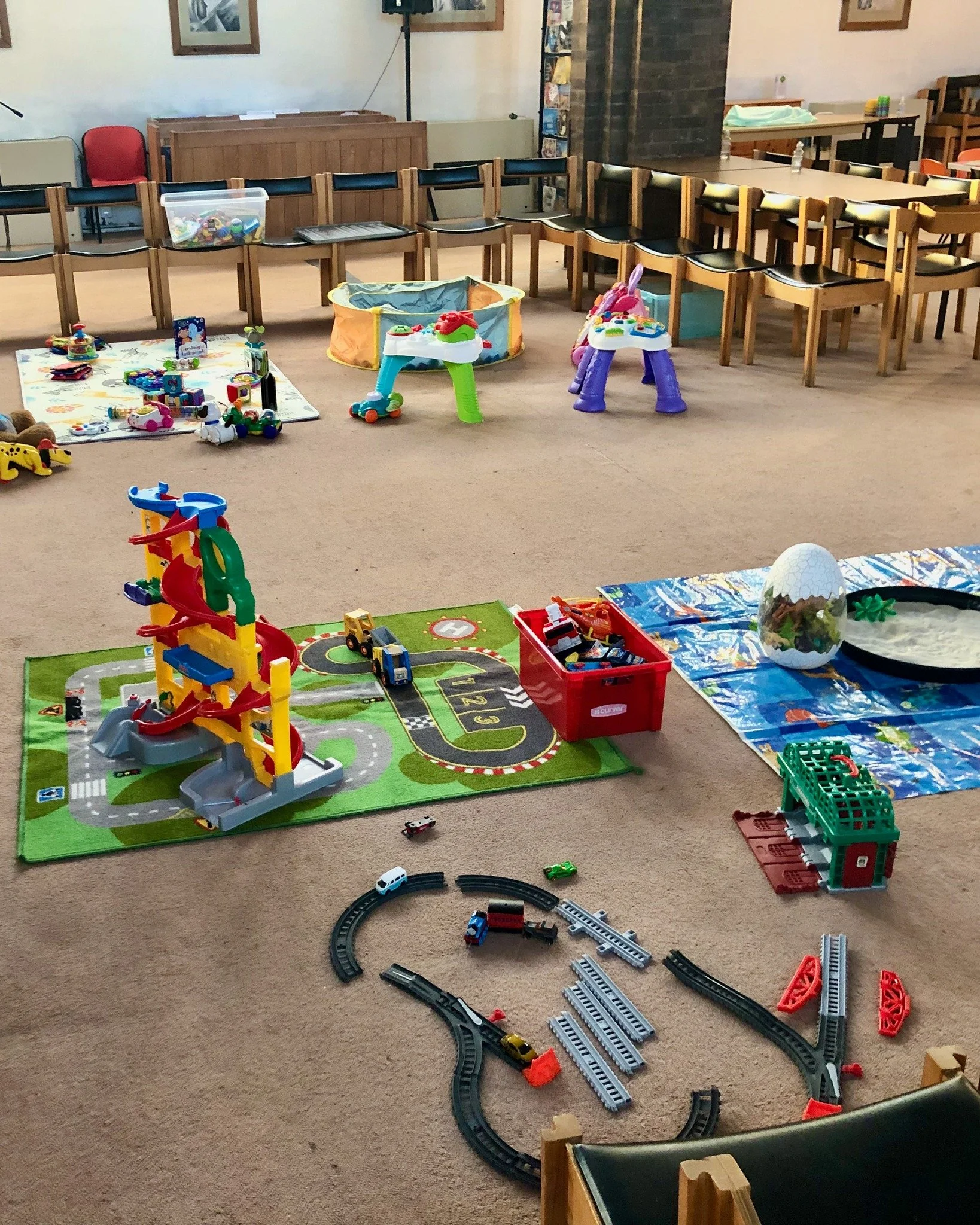Our Tots Praise toddler group is back on this morning after the Half Term break. If you're the parent or carer of a little one we'd love to see you.

We meet every Tuesday in term time in St Martin's Church, 9.30-11am.