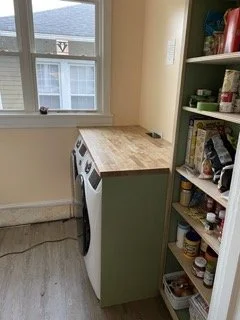 laundryFoldingTable Small.jpeg