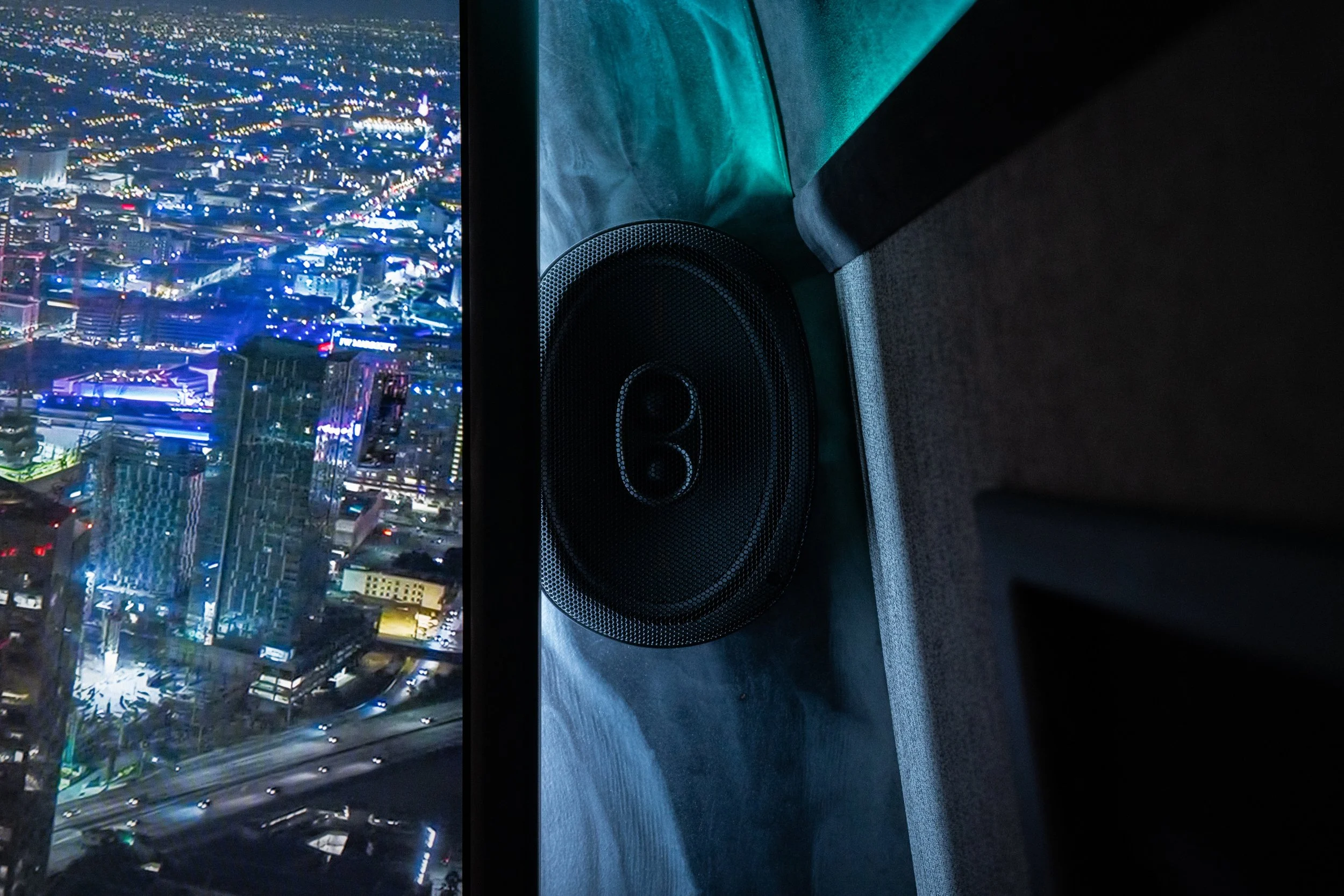 Kickers speakers fitted into our luxury resin bulkhead which look amazing with the televisions reactive lighting.