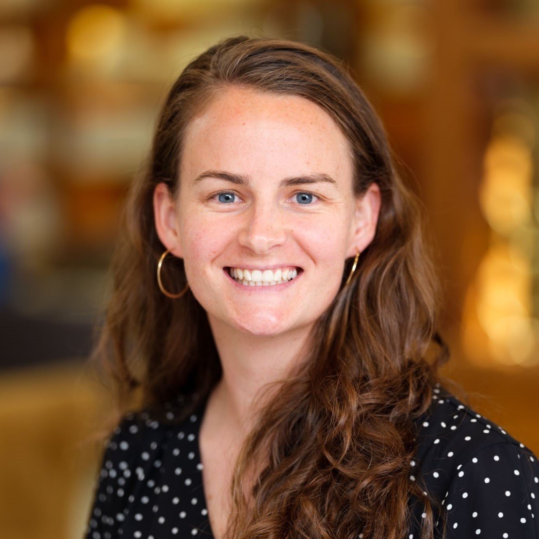 Sarah Hirnyck headshot