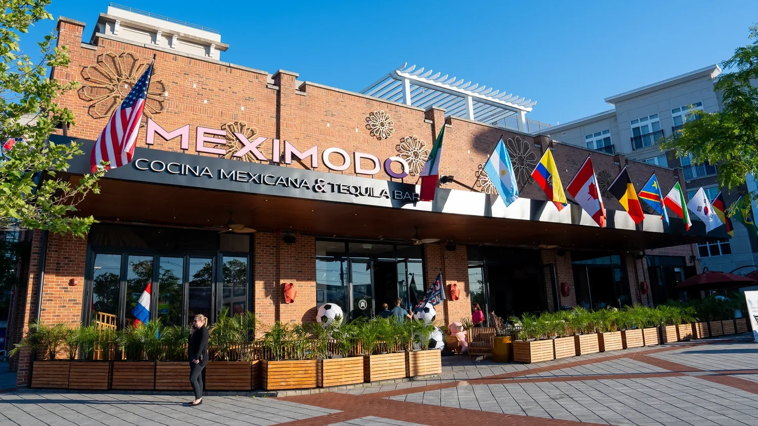 Meximodo Metuchen from the street