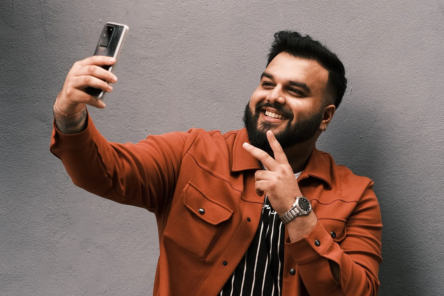 The Ultimate Guide To Taking the Perfect Selfie on National Selfie Day