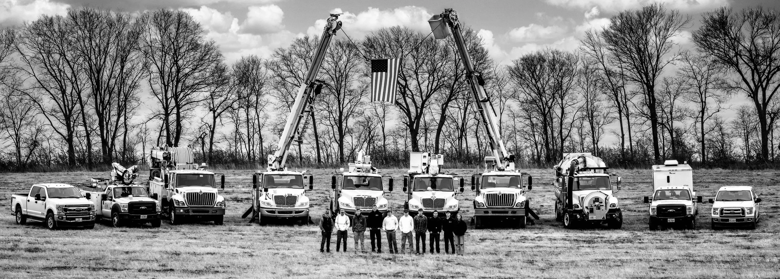Silo Communications crew installing rural fiber internet in Northern Illinois