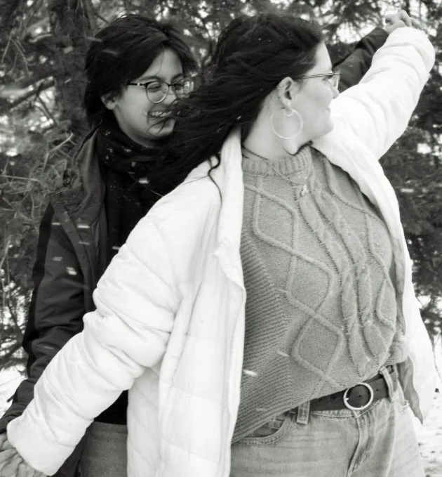 Aanika&Lindsay-14.jpg
