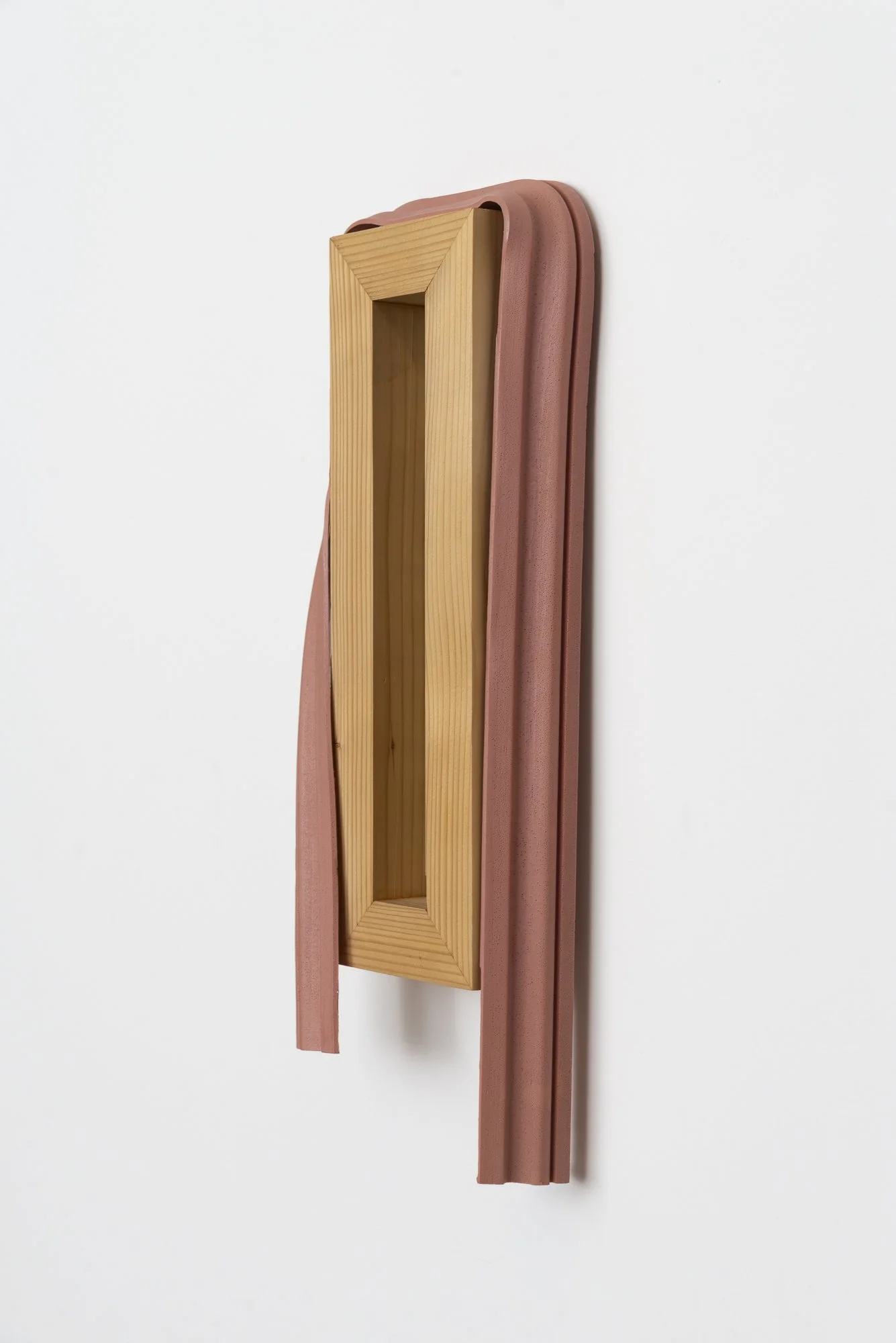 Wallpaper Frame w molding (Untitled)_03.jpg