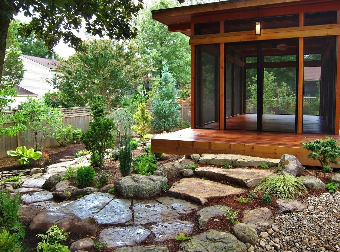 HARR_Porch2.jpg