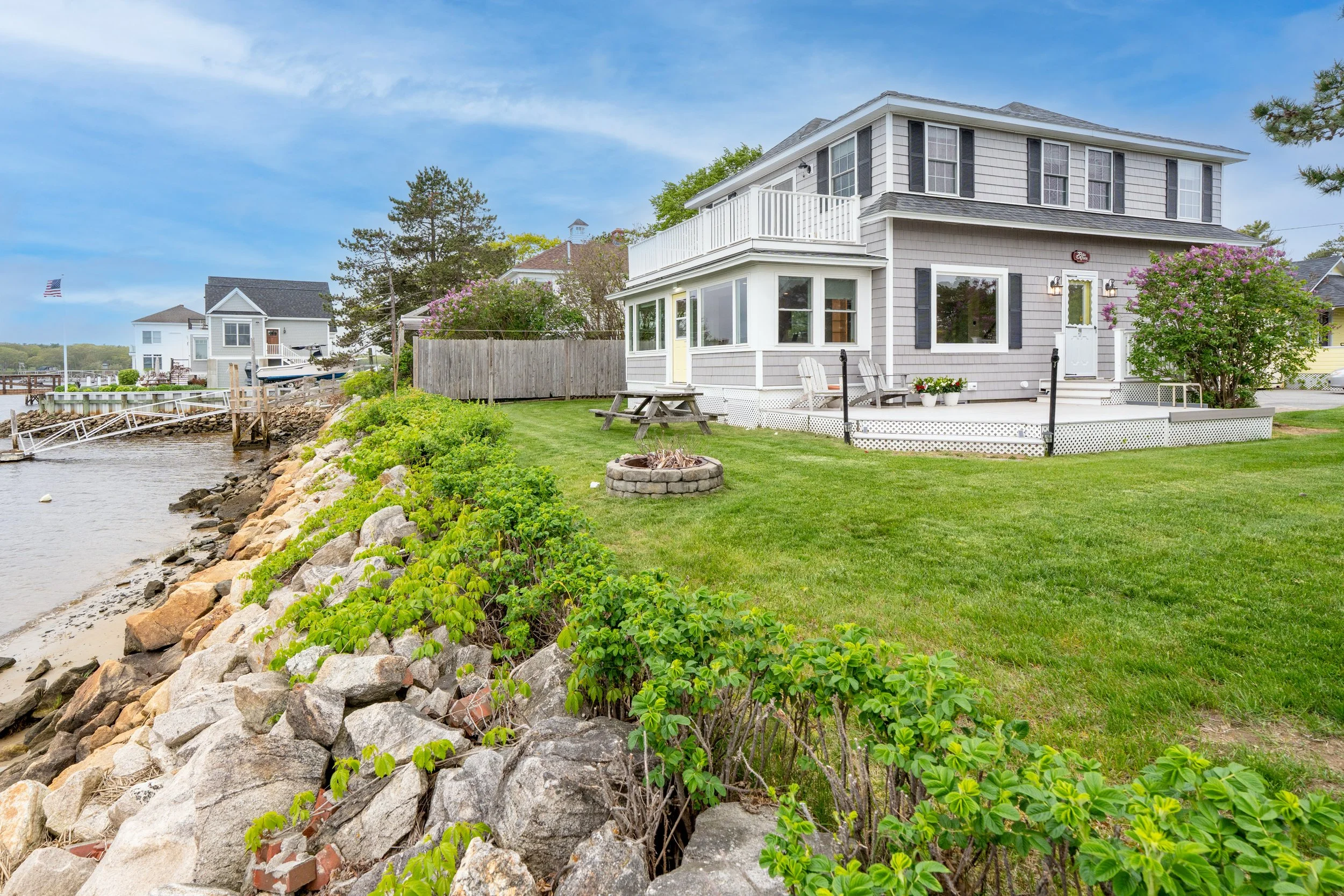 case study: COASTAL COTTAGE&nbsp;WITH INTERIOR LIVING CHALLENGES