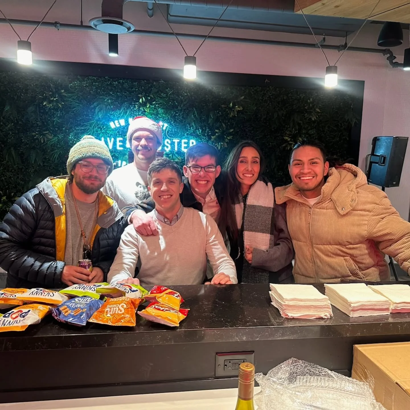 Nothing but good energy and great vibes 🤍
Thank you to everyone who came out to celebrate with us tonight.
DJ Gio understood the assignment 🔥 @krico_music