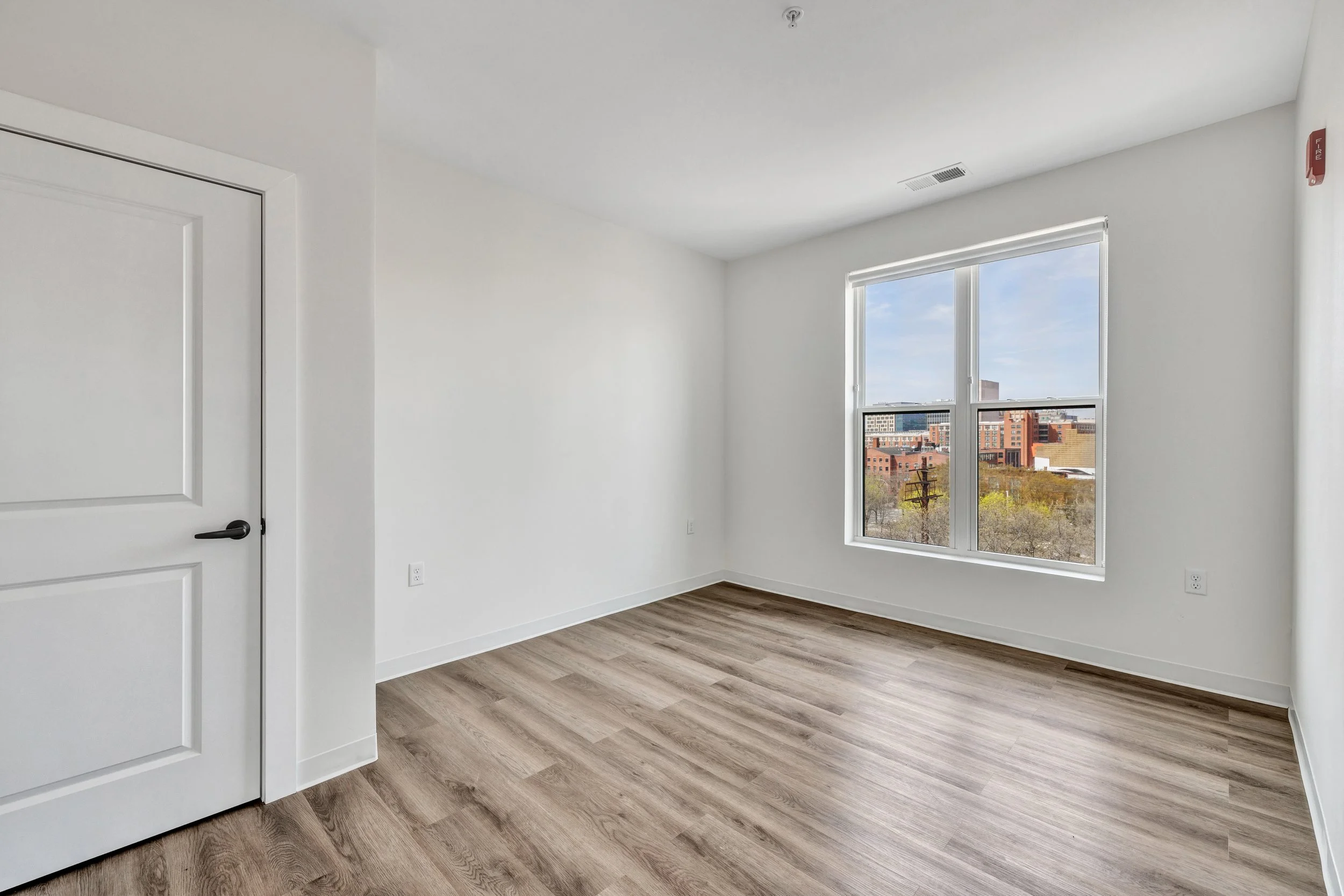Spacious Bedroom in Co-Living Apartment