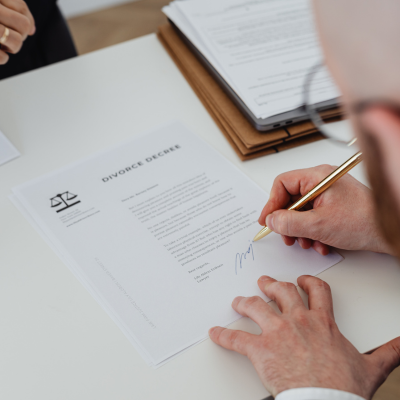 Pensión de alimentos en Burgos: cálculo, actualización e impago.