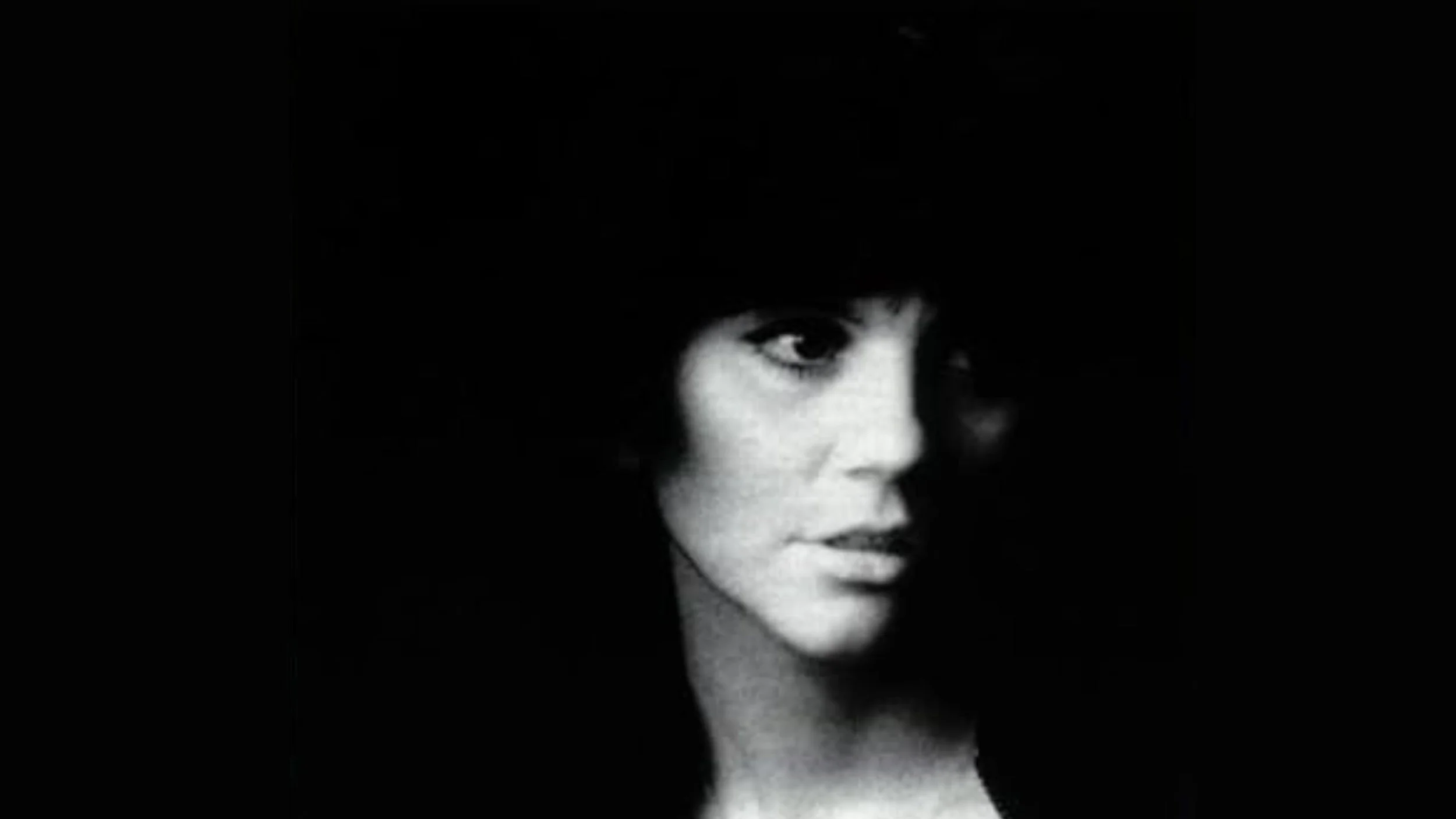 Who Is Linda Ronstadt ?