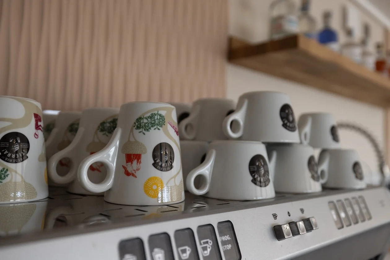 Harbur Cafe Riviera Bay19.jpg