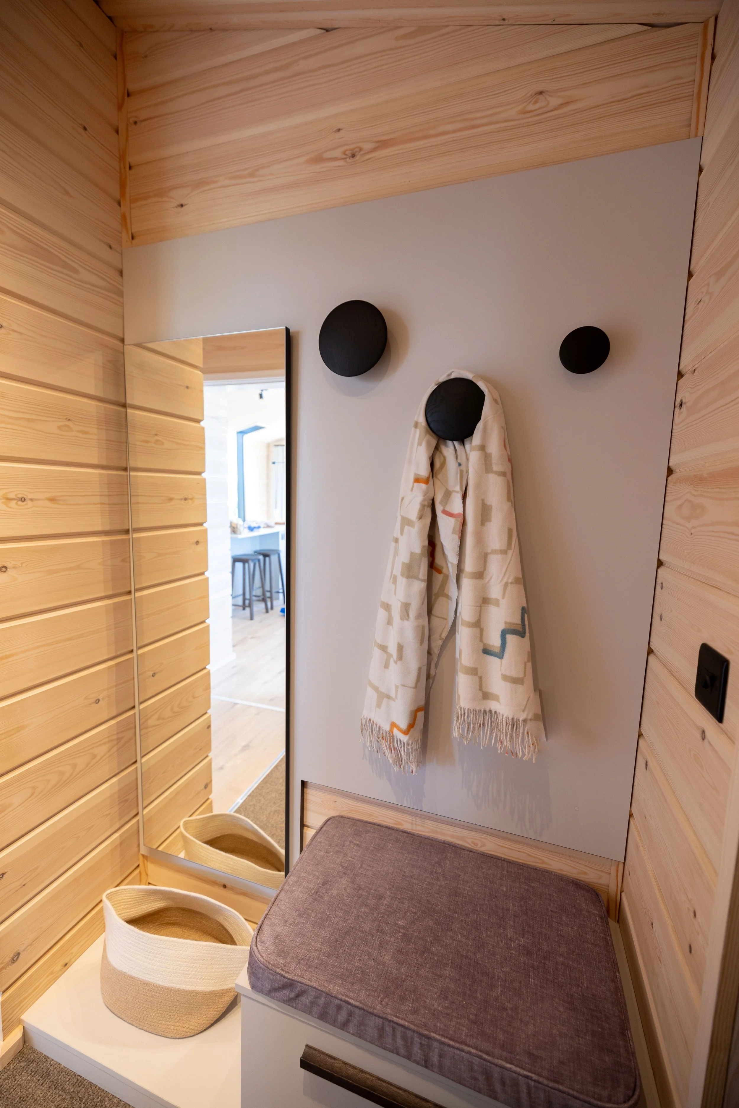 RESIZED H1 Harbur Entrance2.jpg