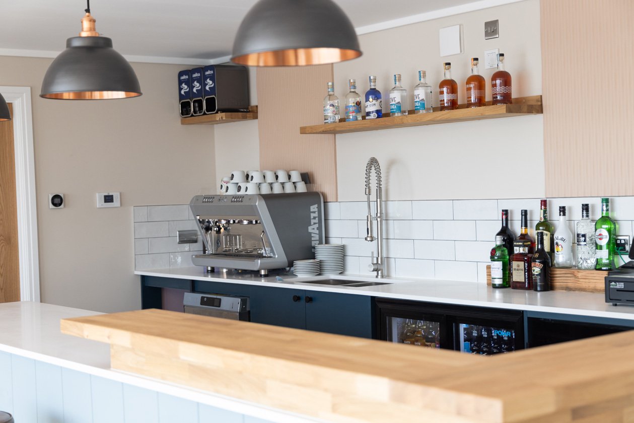 Harbur Cafe Riviera Bay23.jpg