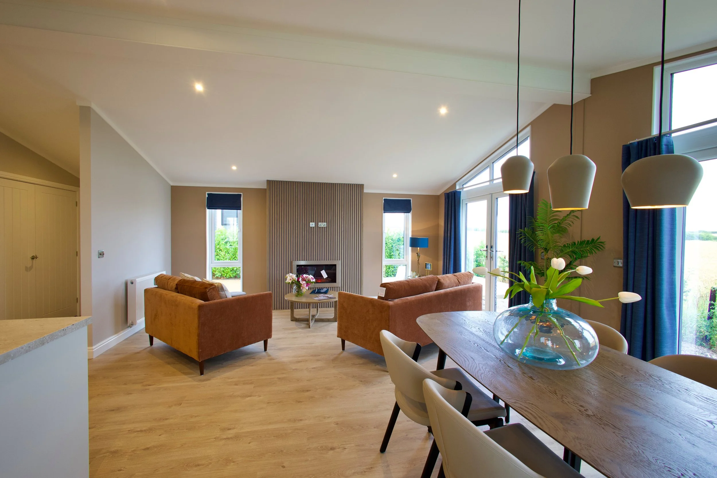 Harbur H3 Dining Lounge.jpeg