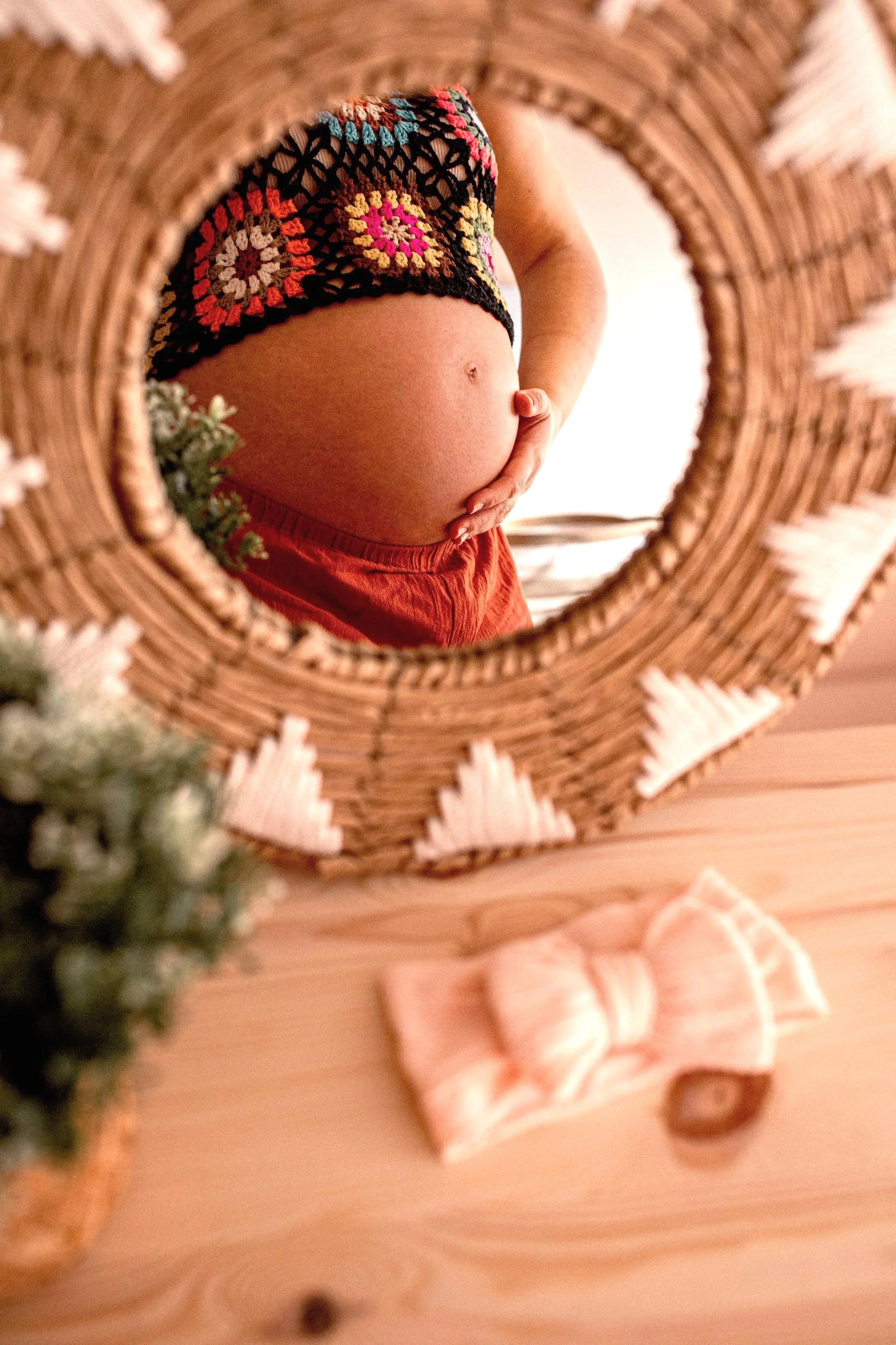 pregnant photography boho pregnancy