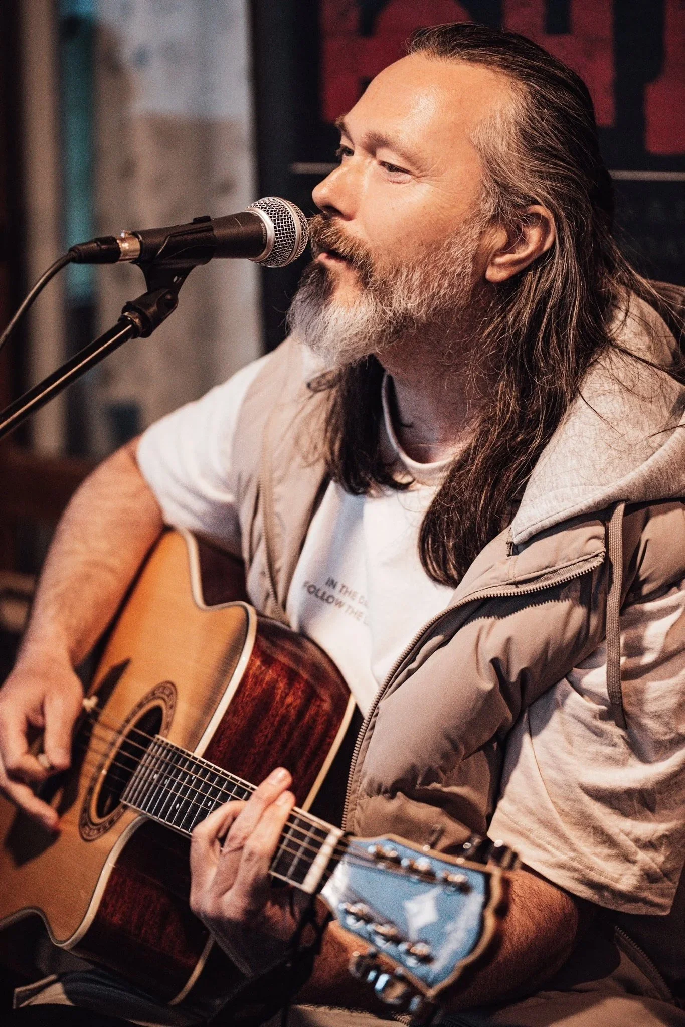 a guitarist playing the guitar event photoshoot
